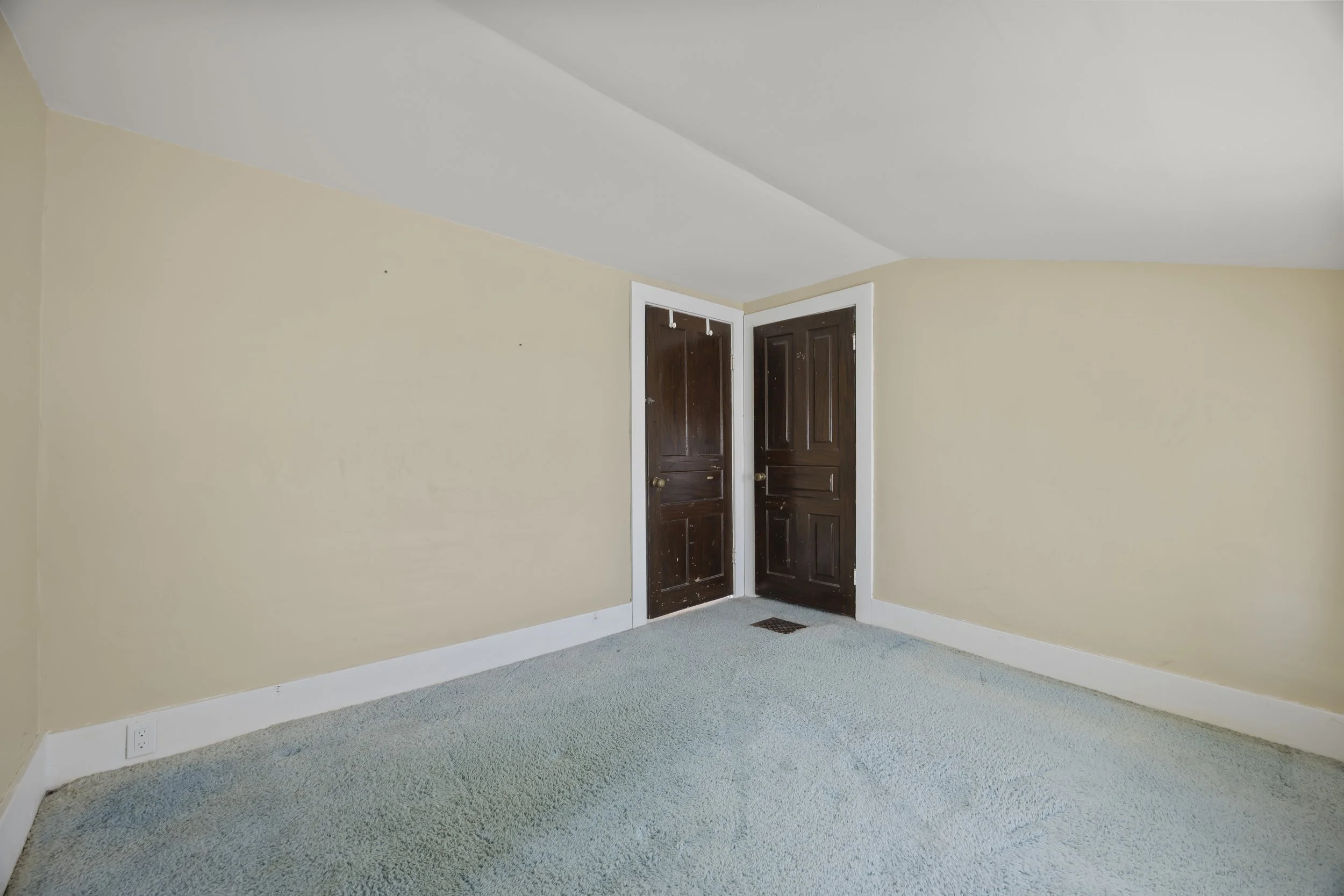 136 Queen St -23.JPG