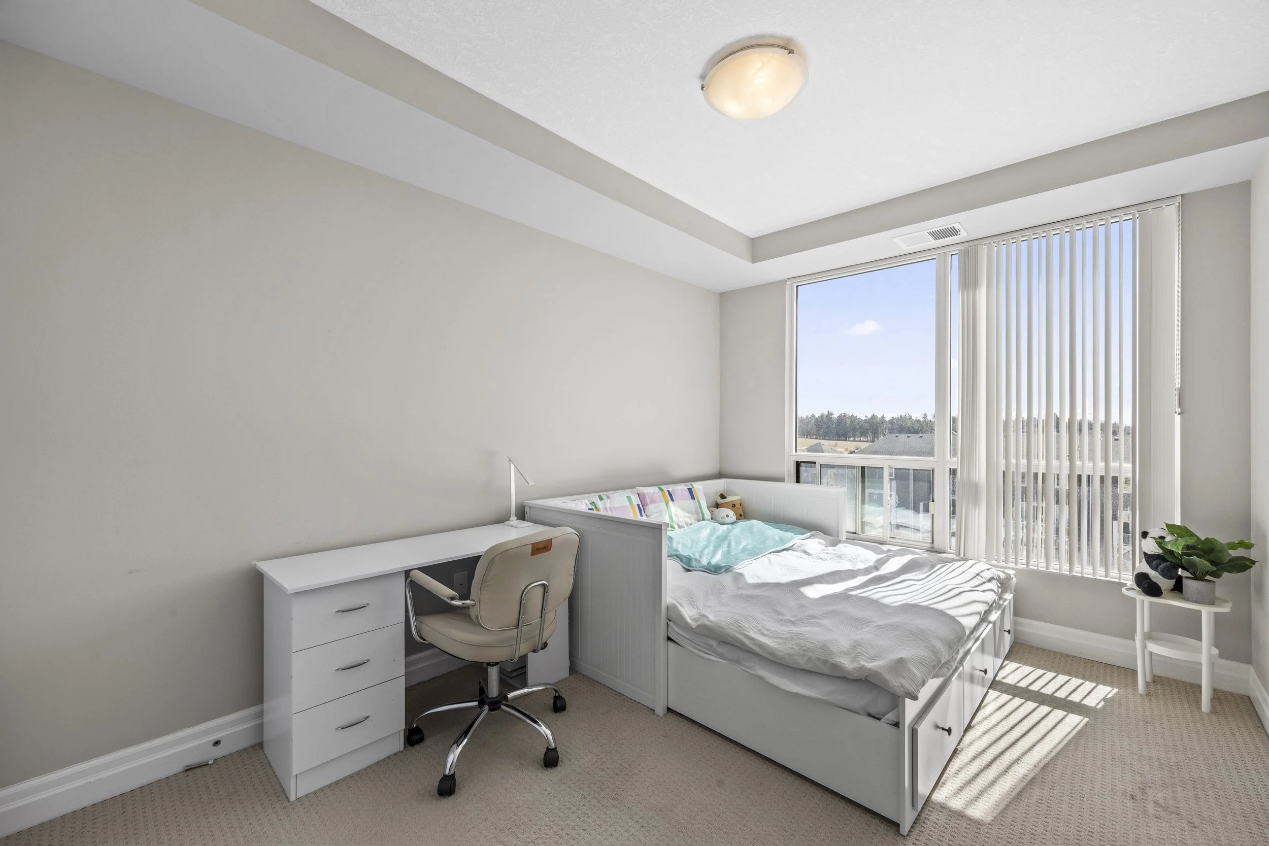 605-240 Village Walk -33.JPG