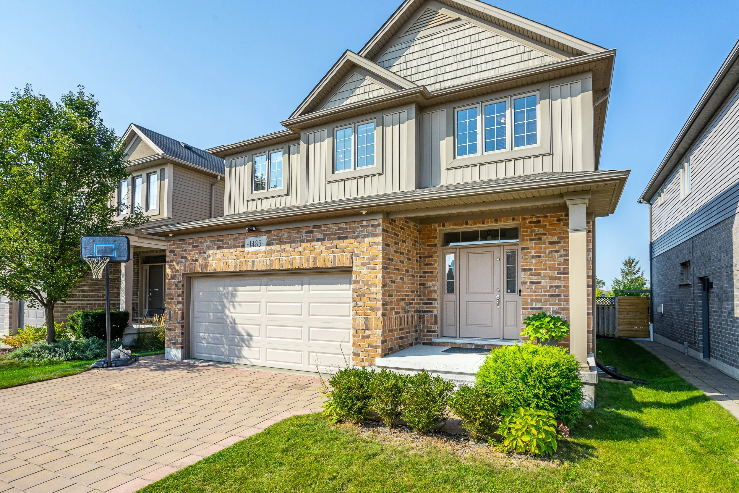1485 Riverbend Rd-2.jpg