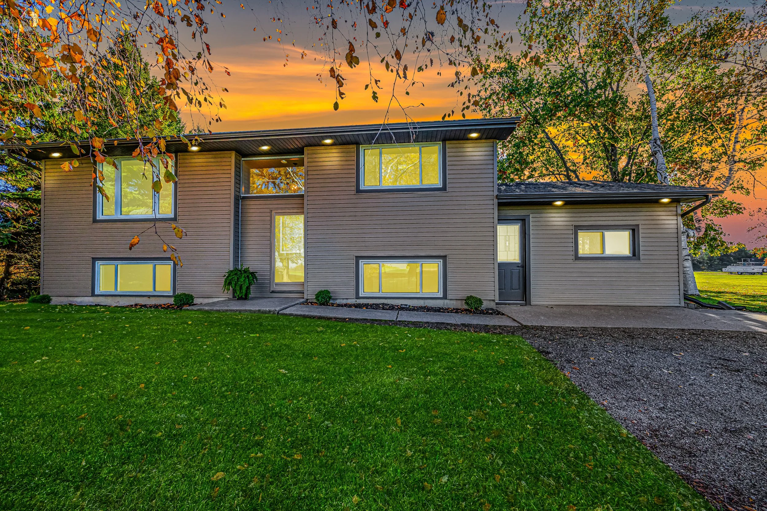 70986 B Line -01.jpg