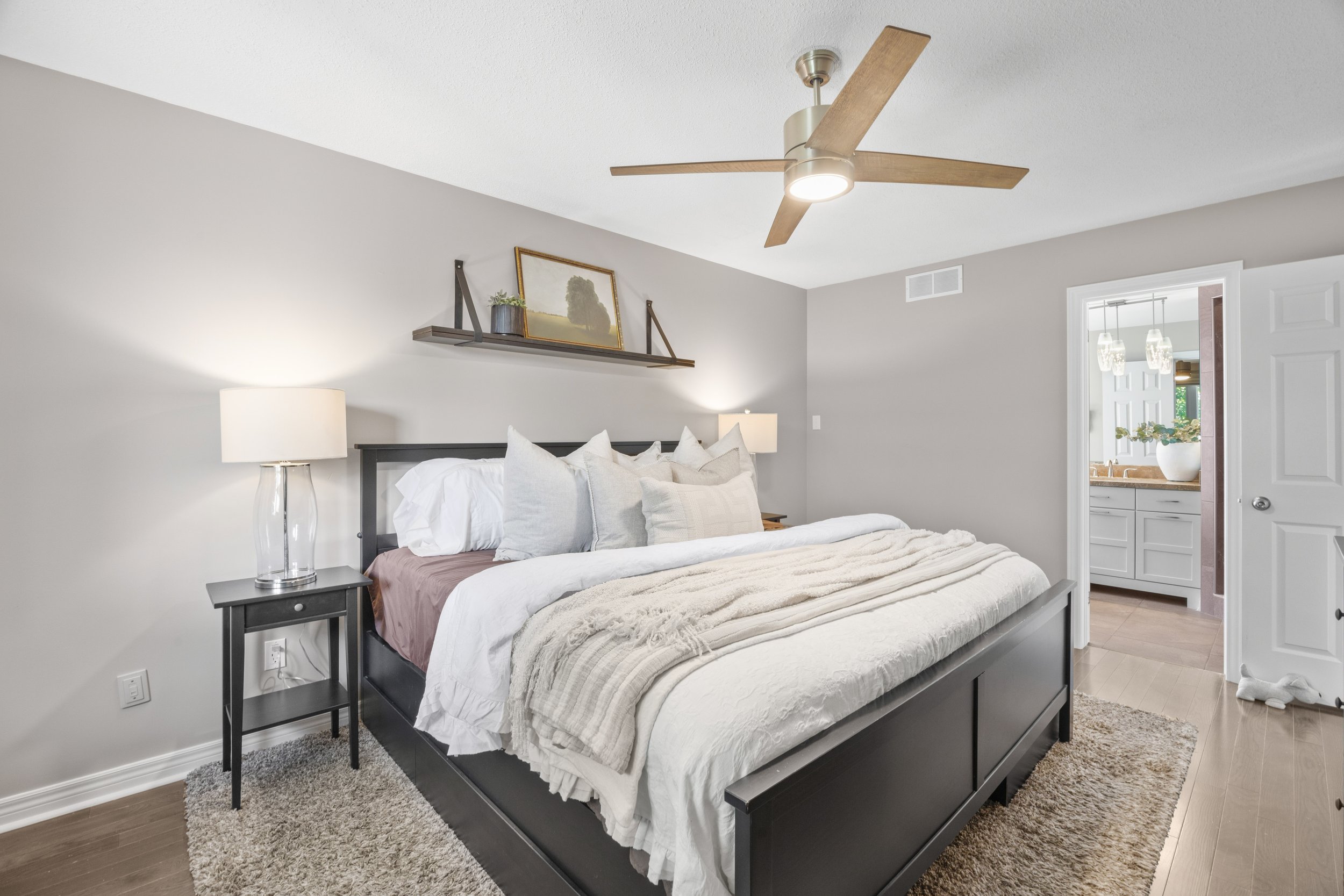 245 Ensign Cres -28.JPG