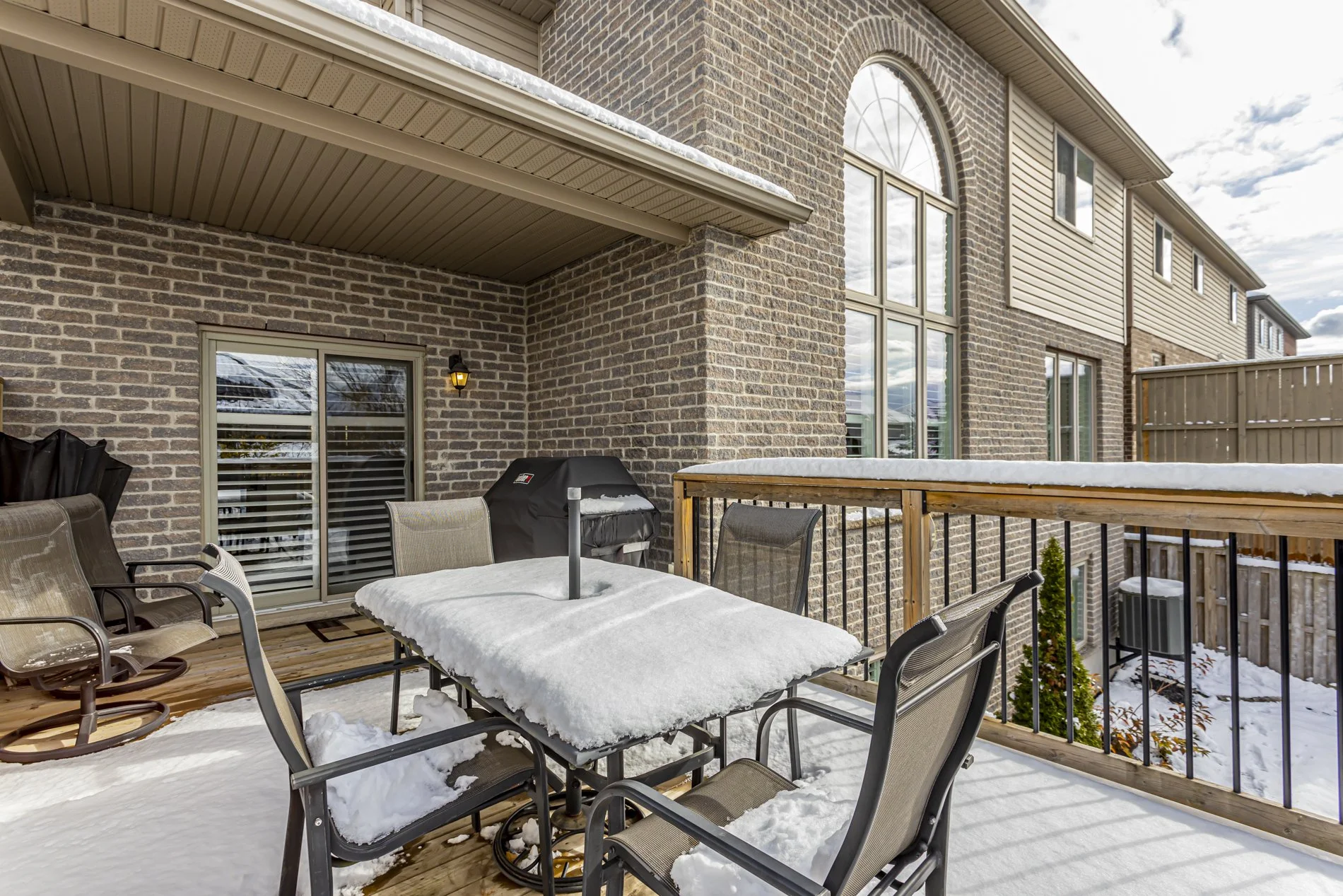 2161 Dogwood Cres_48.JPG