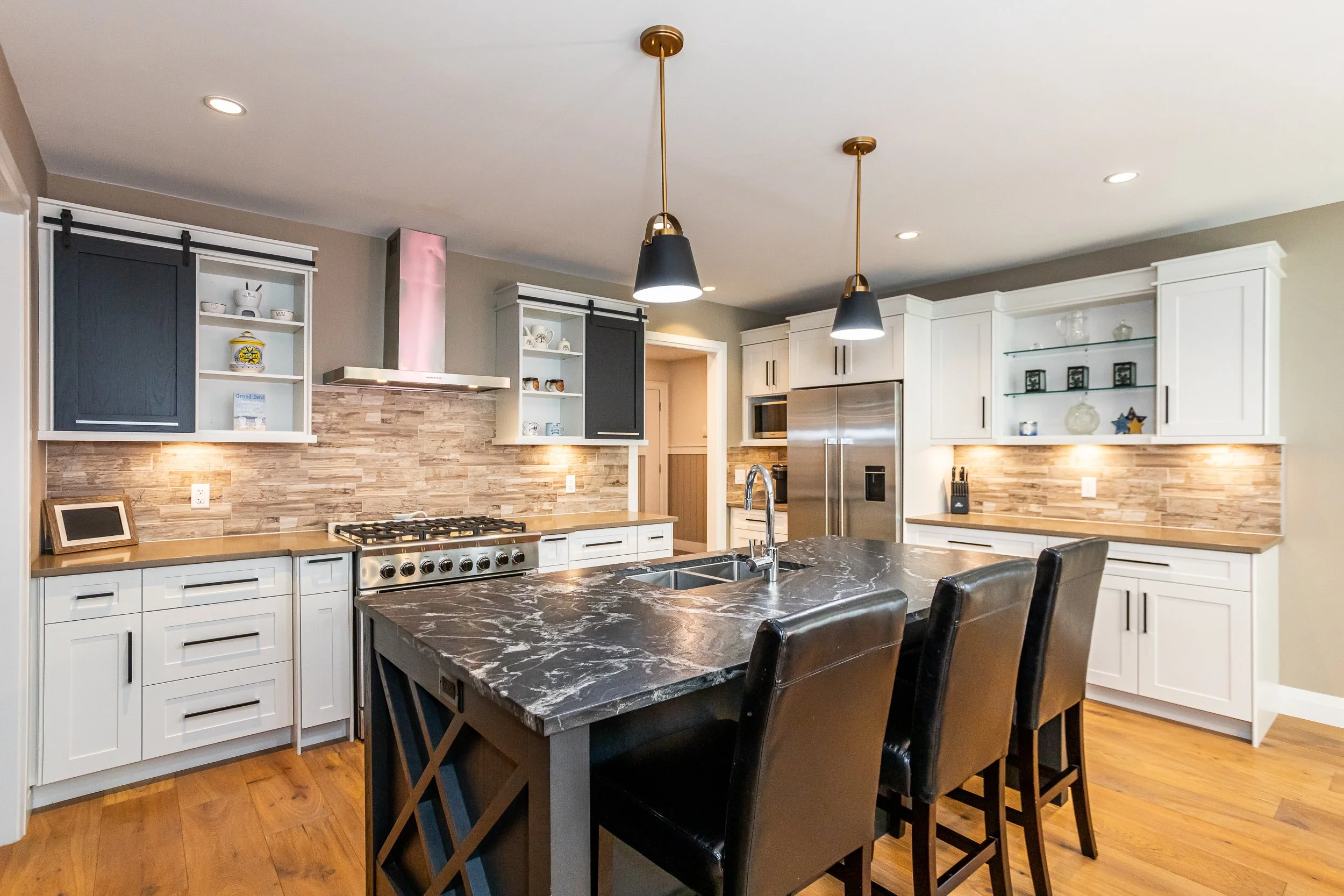 8713 Timberwood Trail-14.jpg