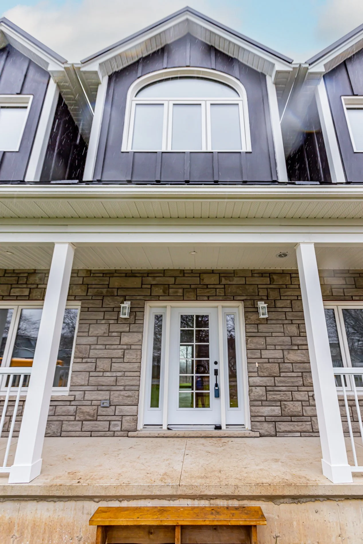8934 Iona Rd-4.jpg