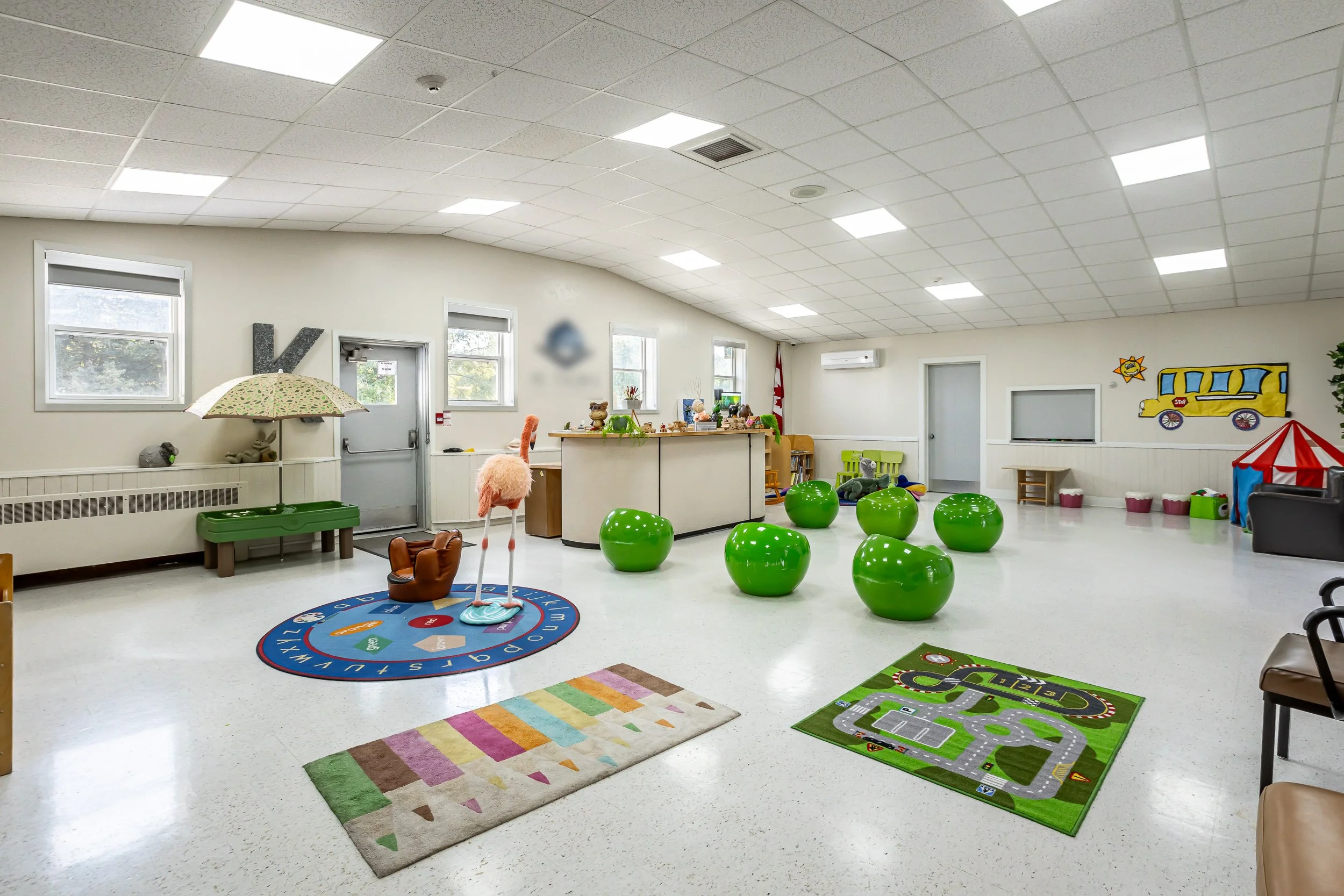 1697 Trafalgar St-9.jpg