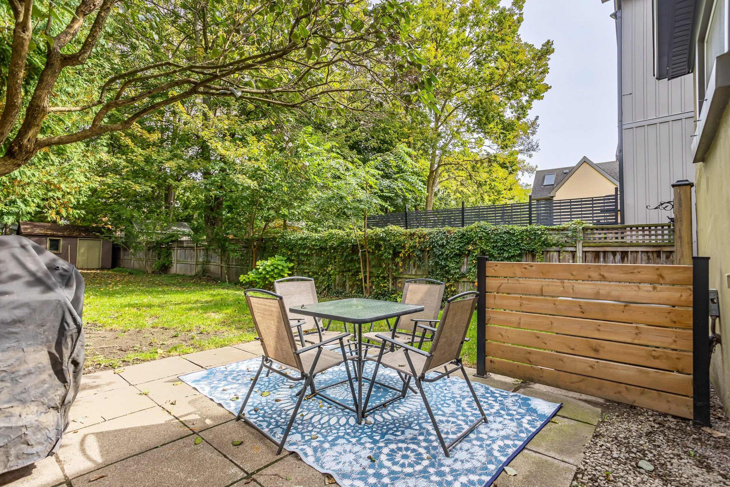 846 Colborne St-36.jpg