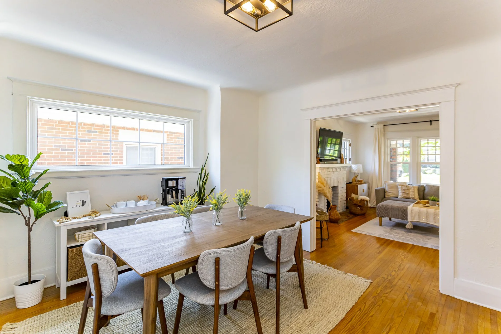 668 Emery St_17.jpg