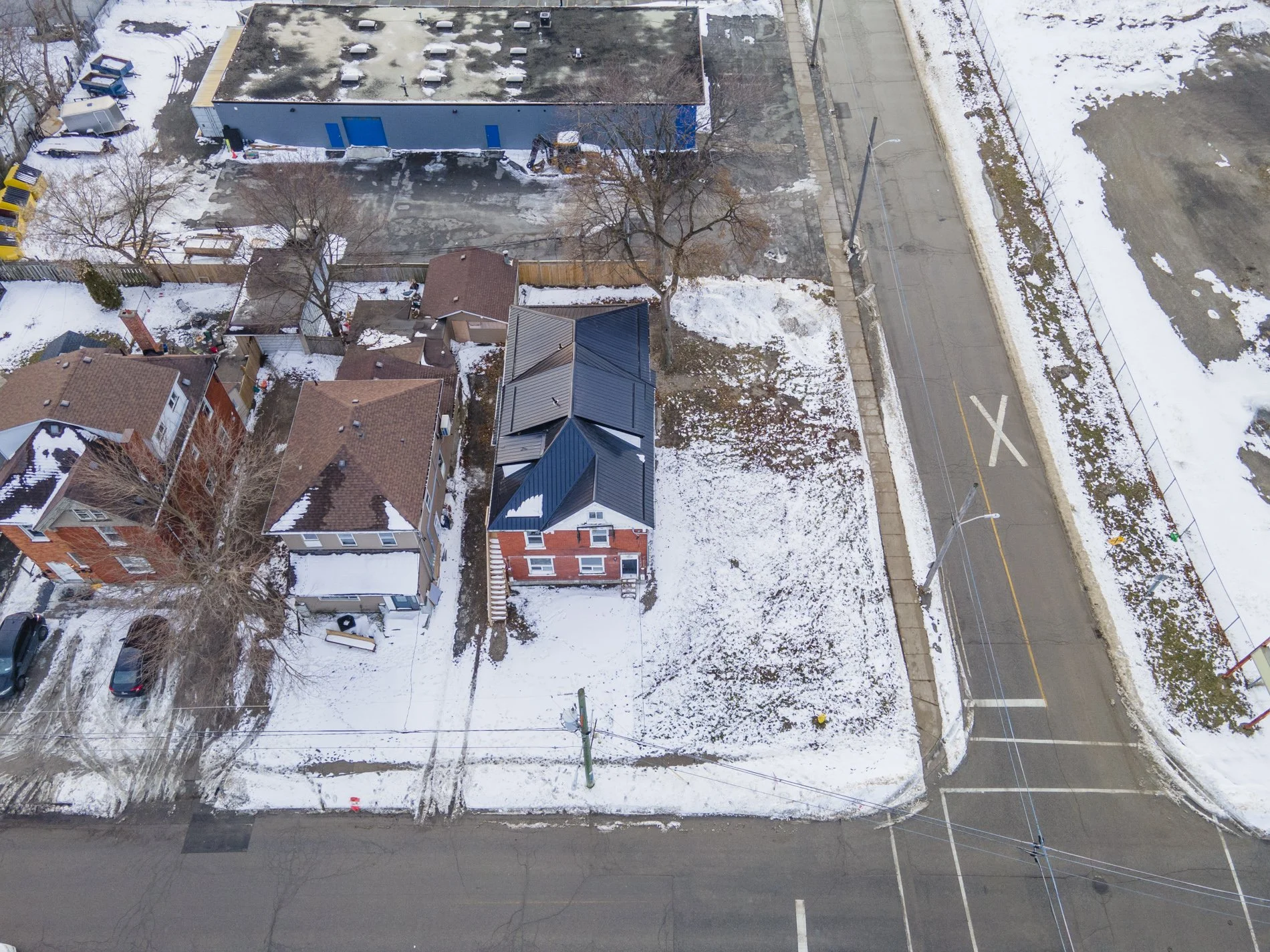 281 William St_Exterior_14.jpg