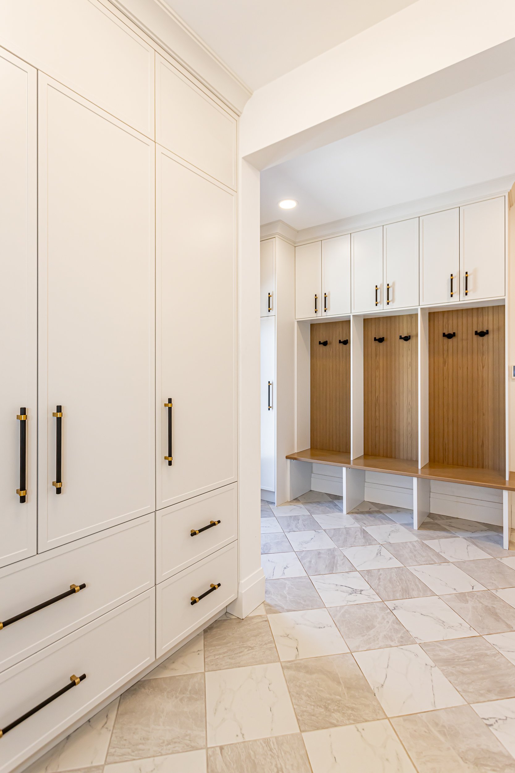 293 Cornelius Crt-40.jpg