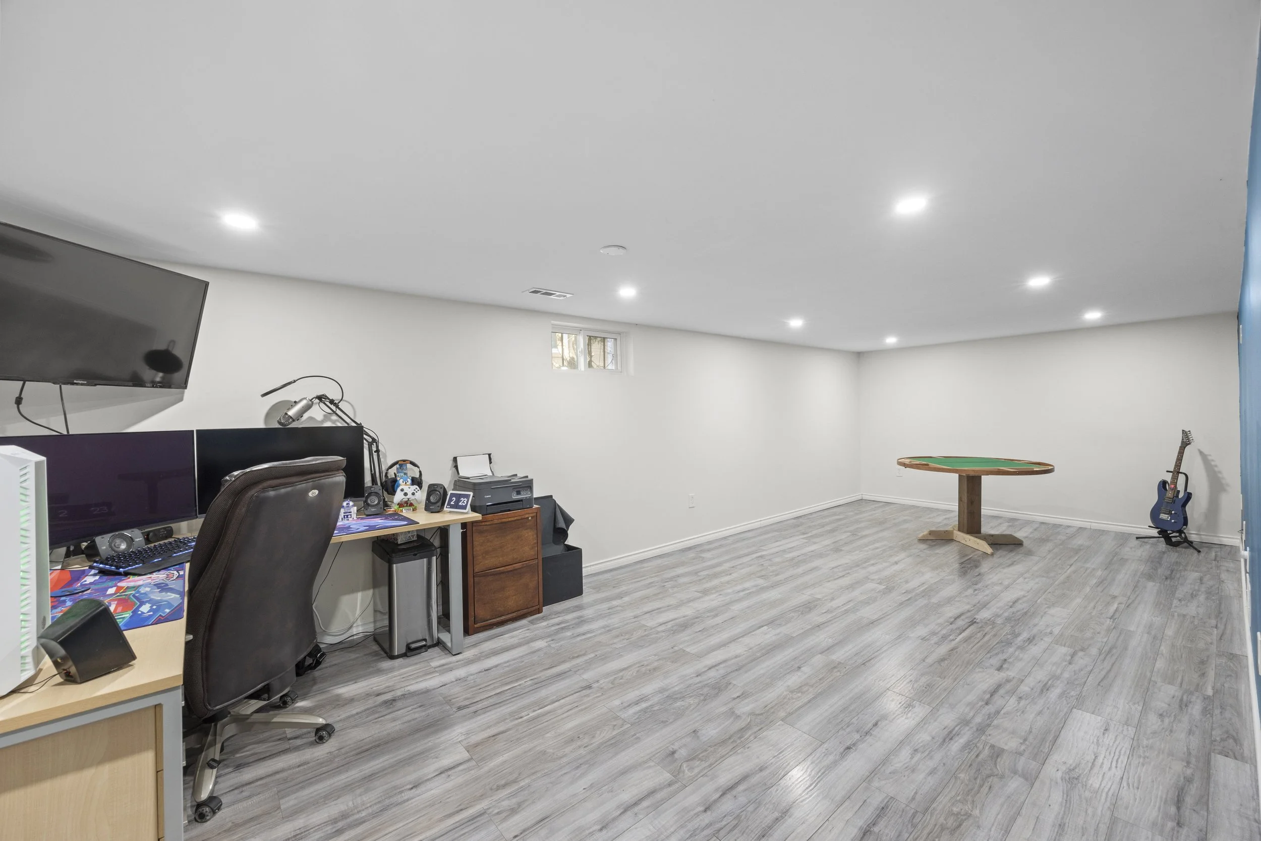 8 Kenwood Cres -29.JPG