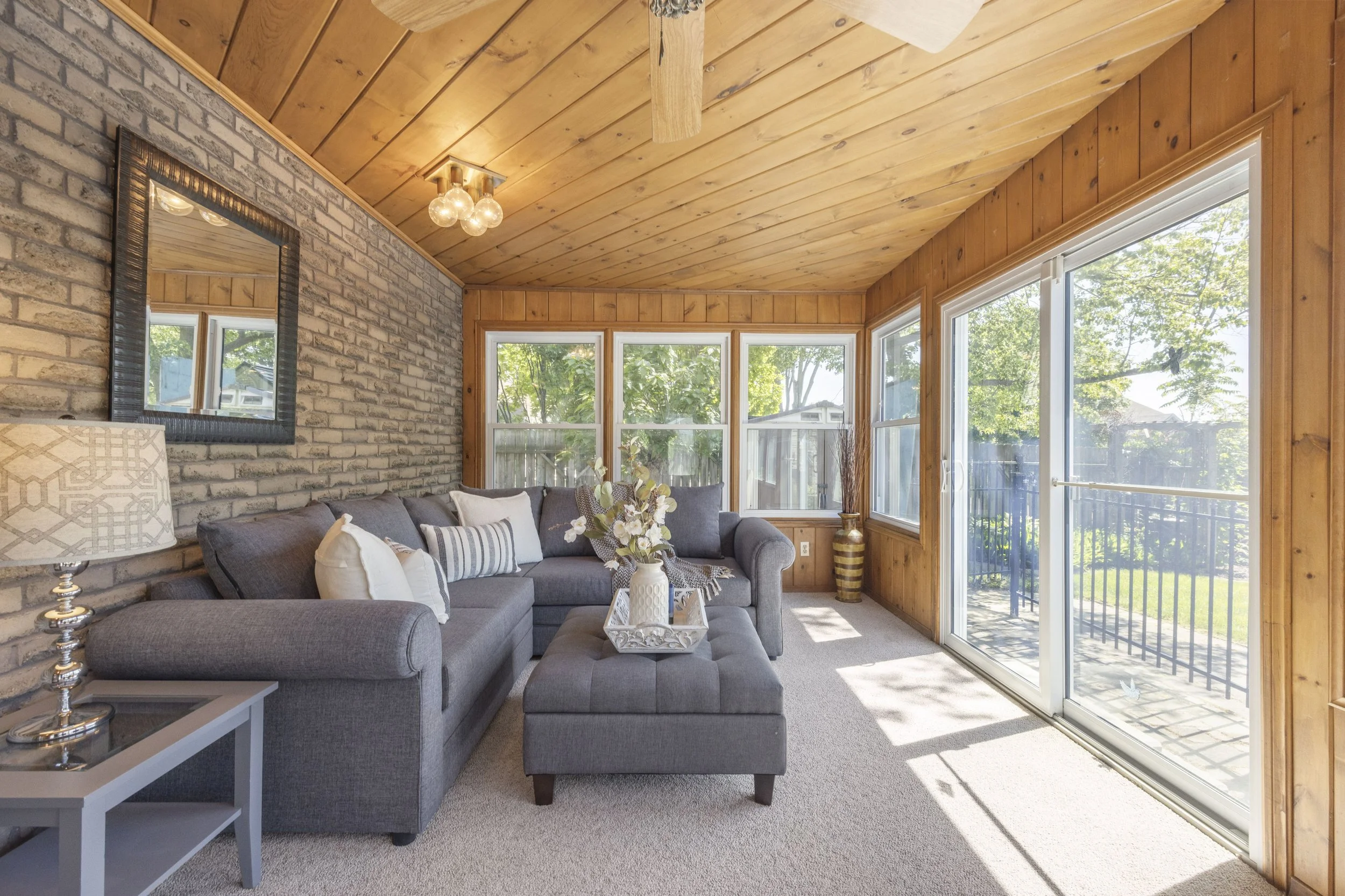 923 Farnham Rd -22.JPG