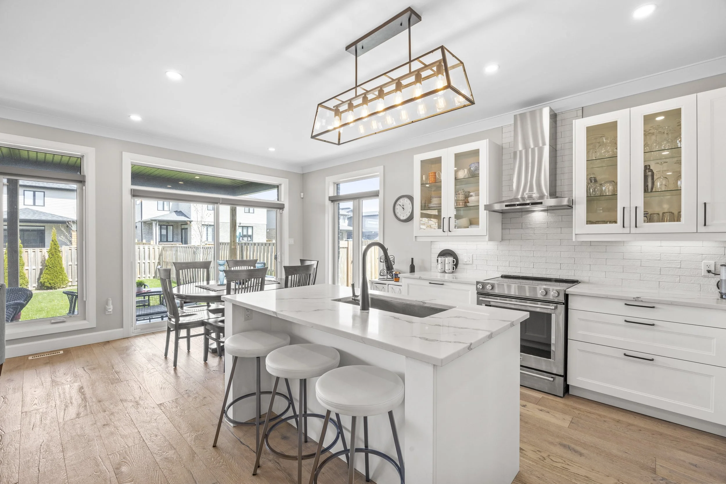 6566 French Ave - 14.JPG