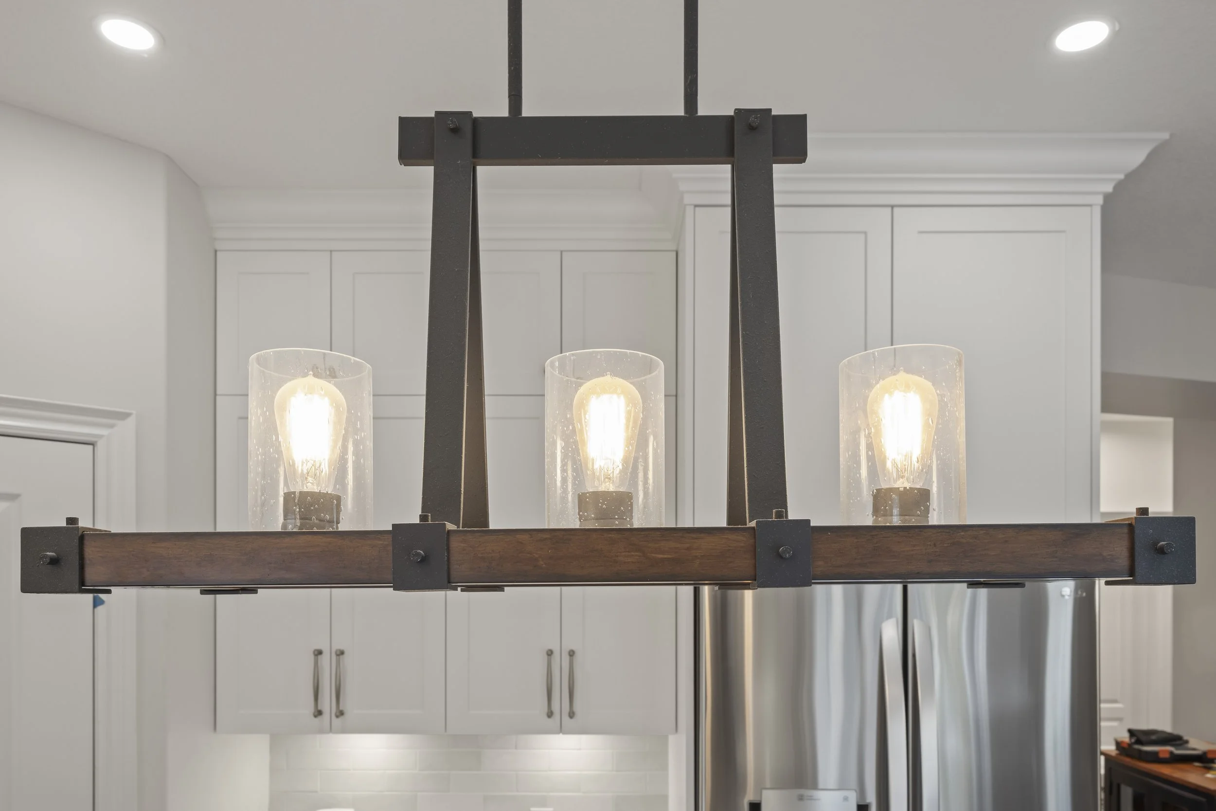 672 Clearwater Cres -07.JPG