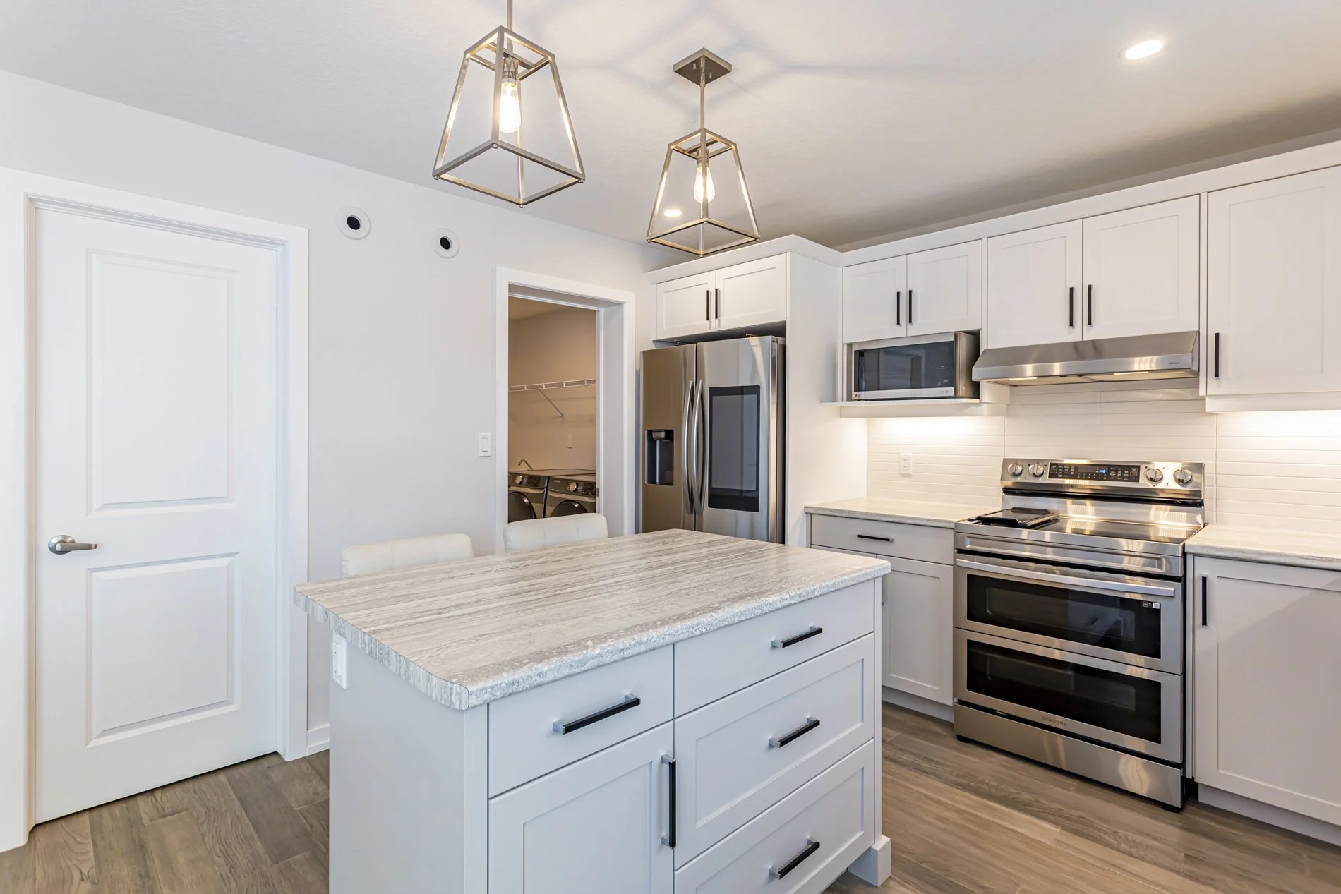 63 Acorn Trail_17.jpg