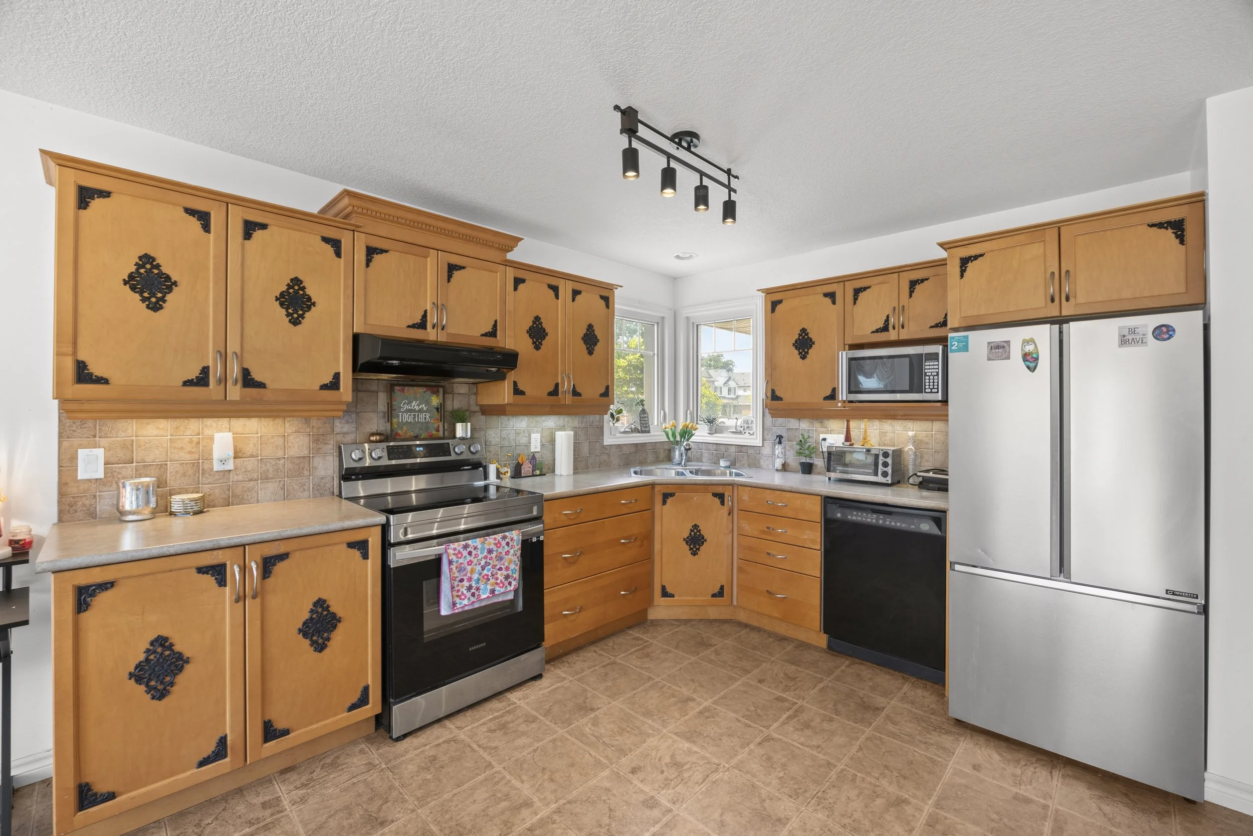 2 Fenwick Crt -09.JPG