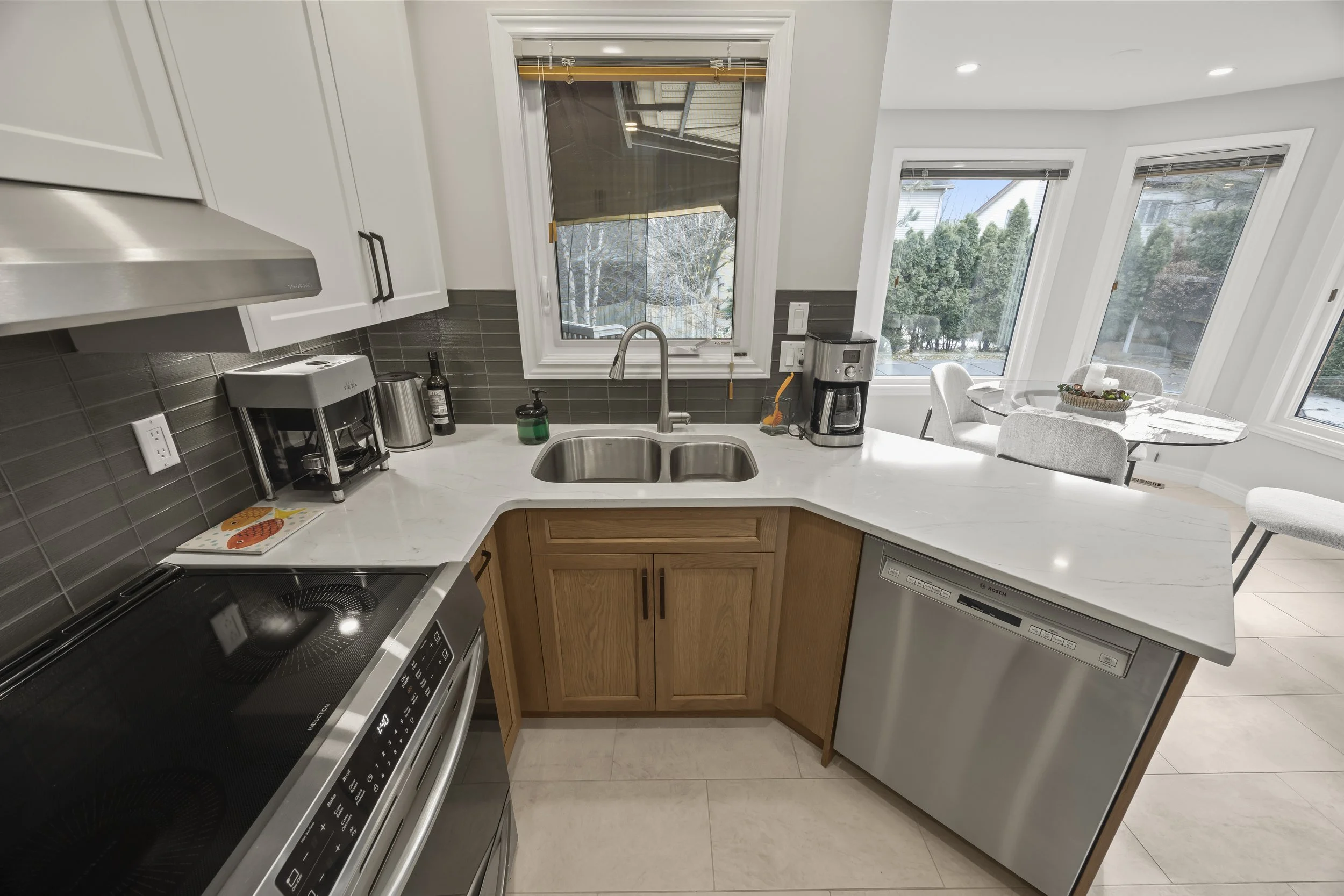 23 Robinson Crt -08.JPG