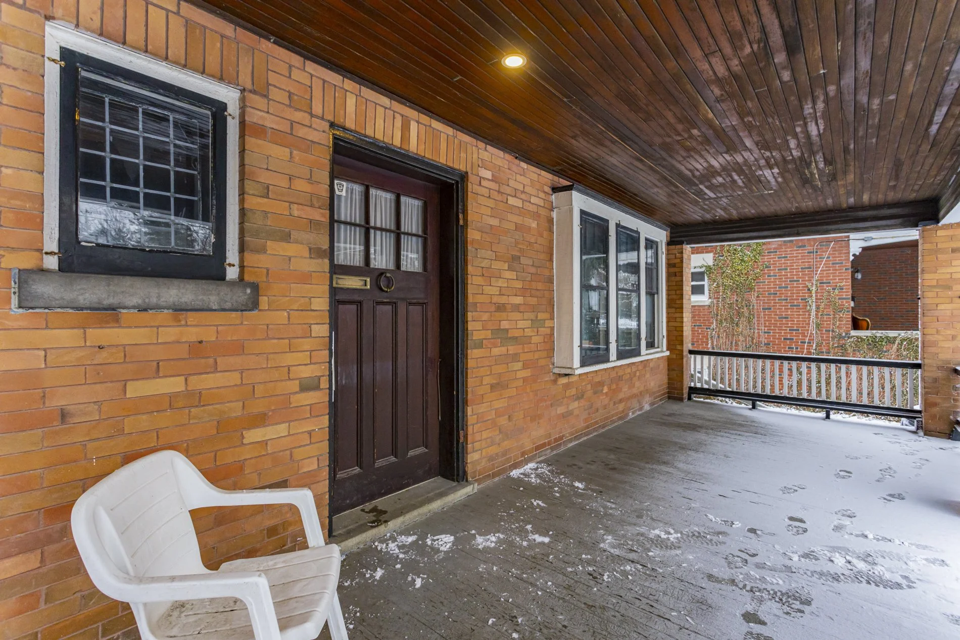 994 Richmond St_03.jpg