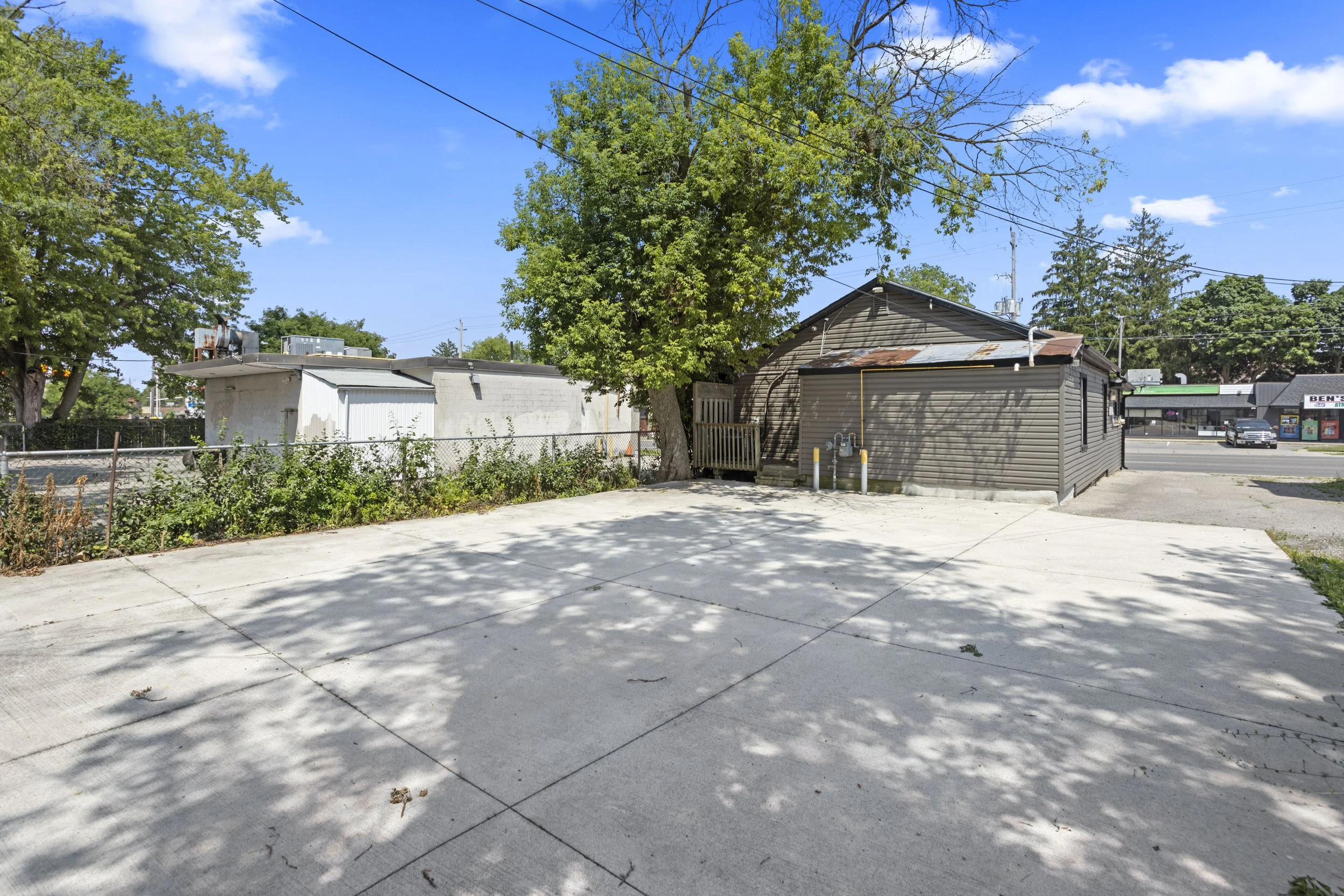 315 Warrencliffe Rd -16.jpg