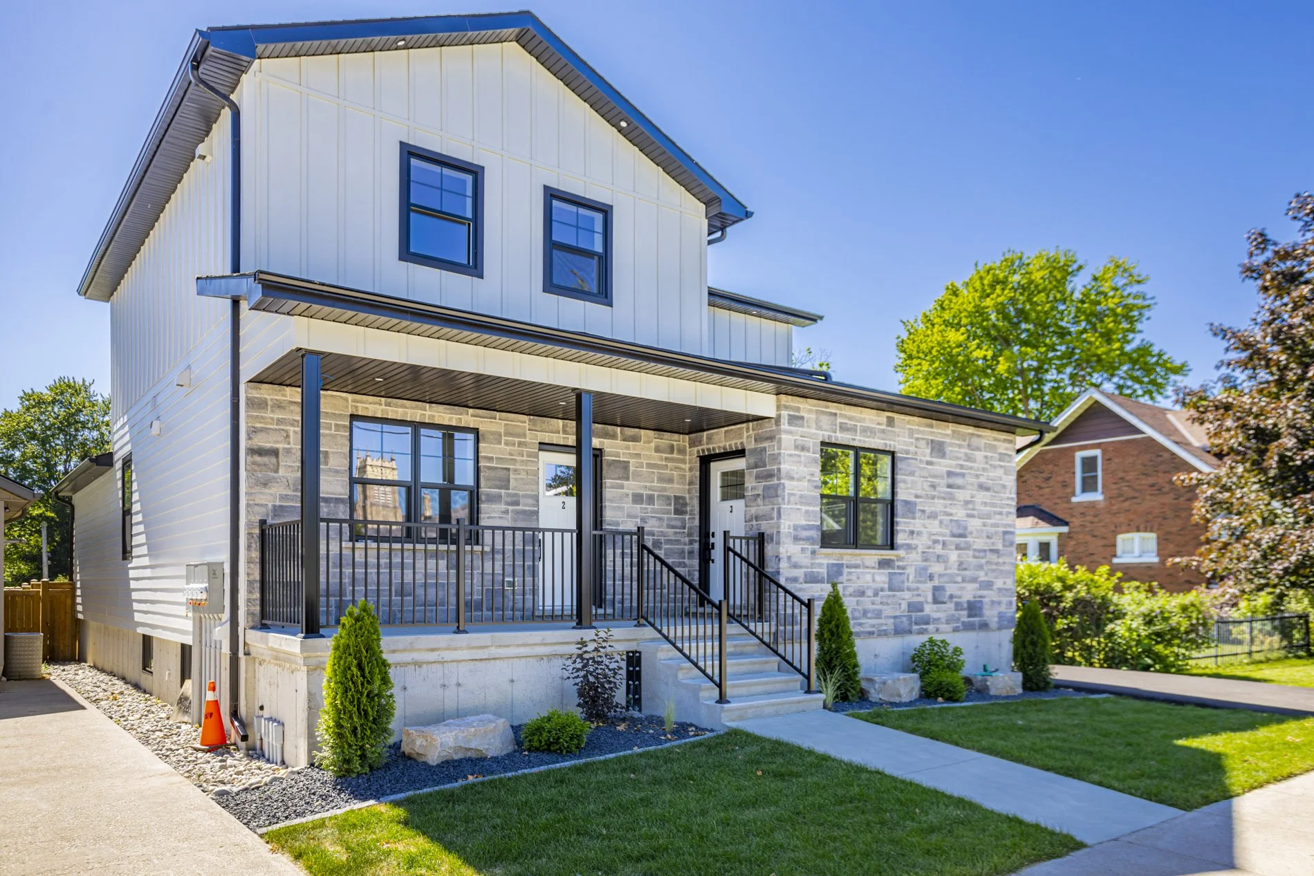 285 William St - Exteriors_05.JPG