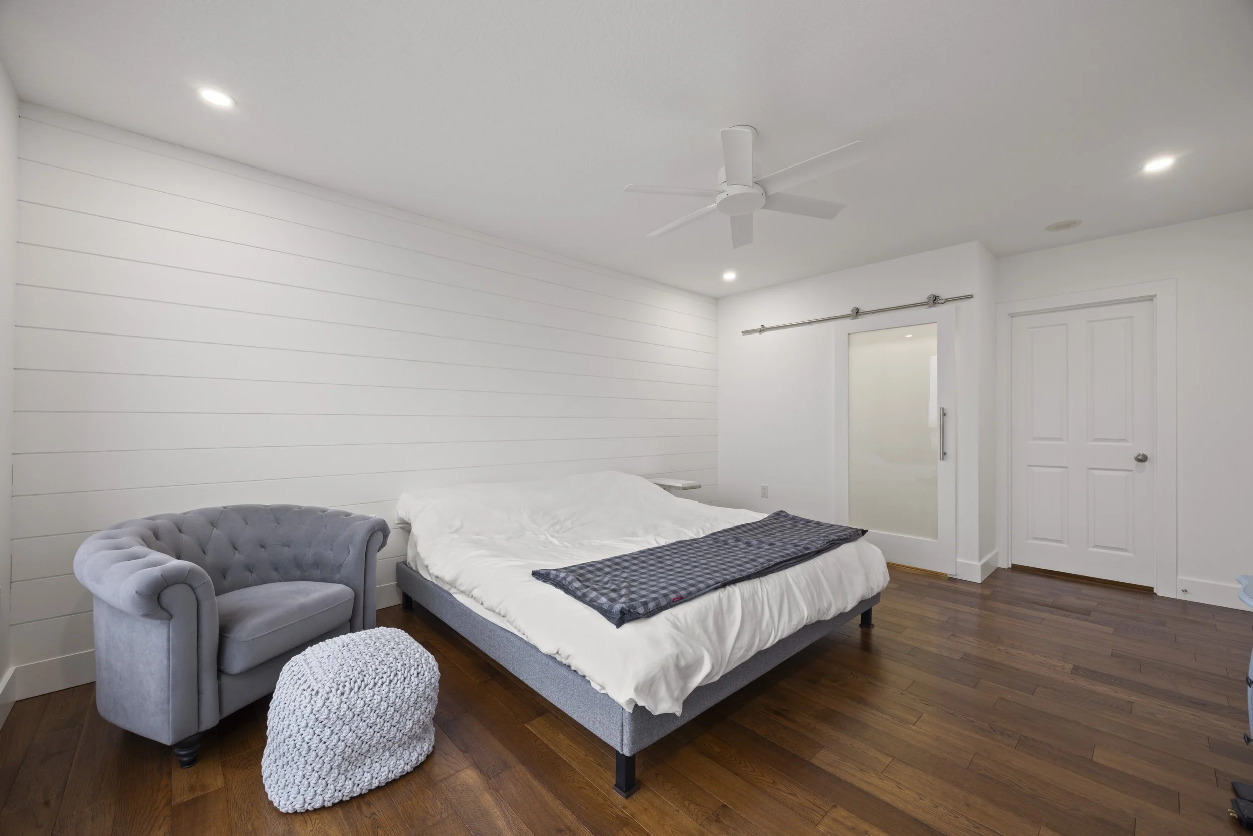 1104-353 Commissioners Rd W -26.JPG