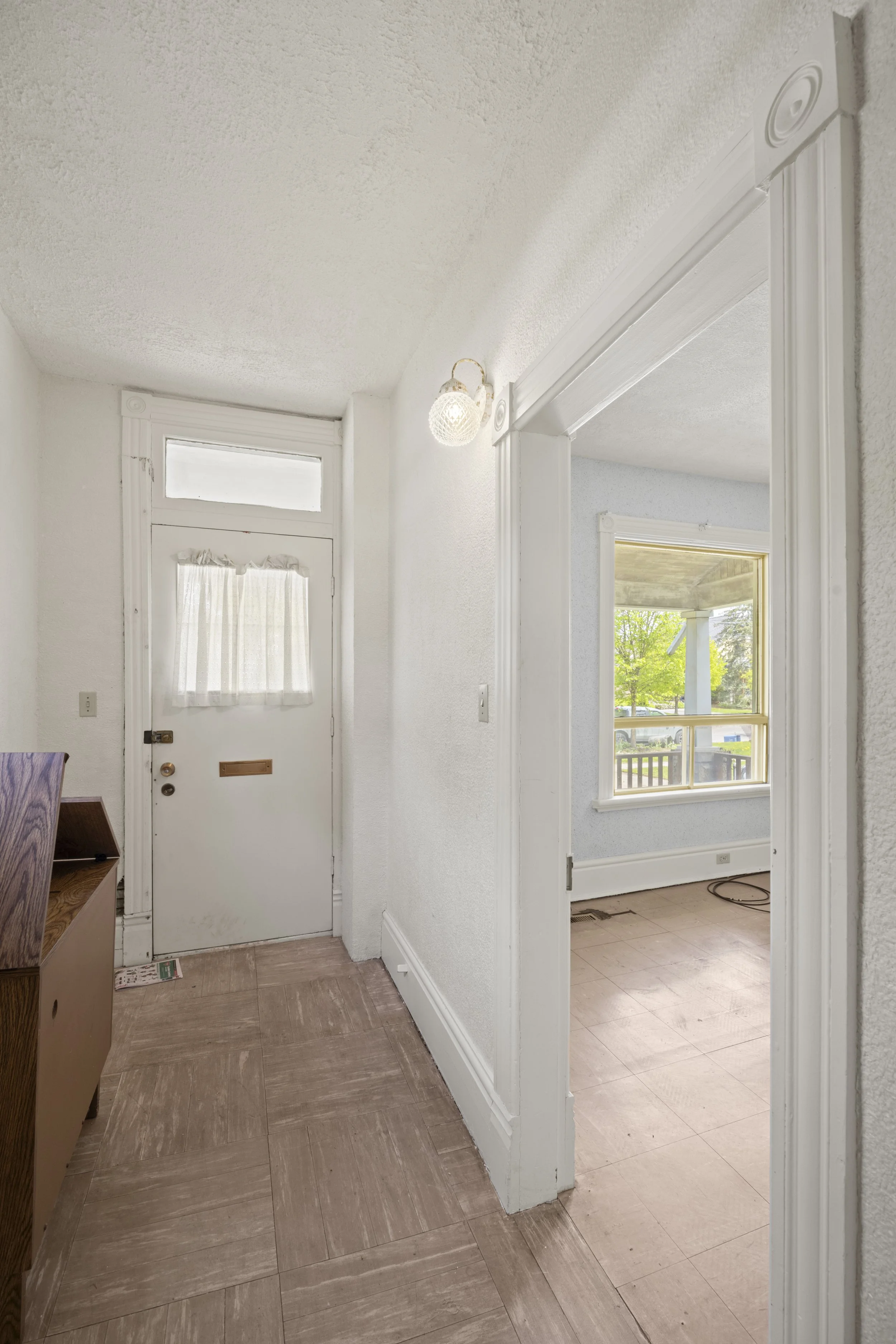 553 Piccadilly St -07.JPG