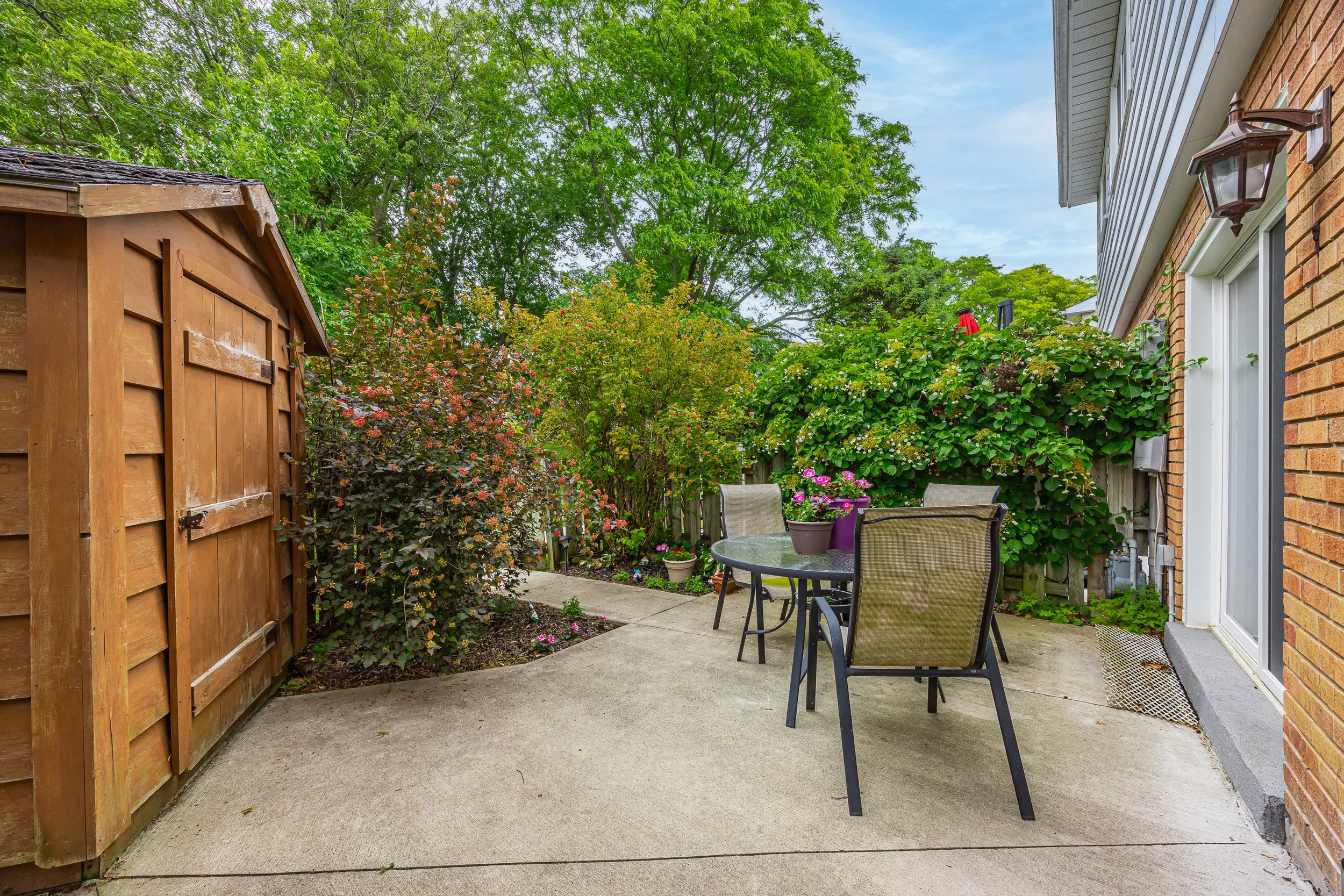 62-1220 Royal York Rd -38.jpg