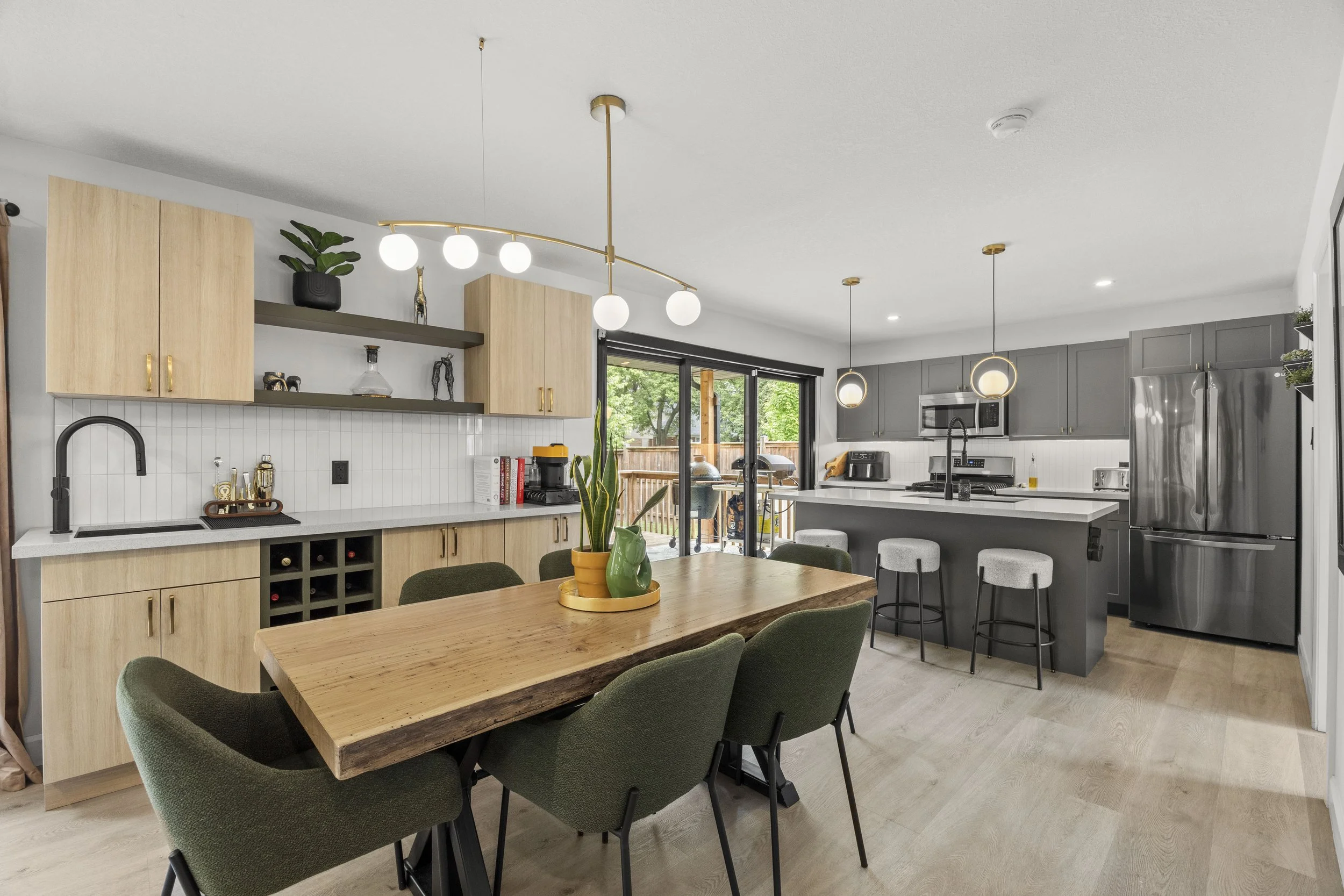 167 Paul St -13.JPG