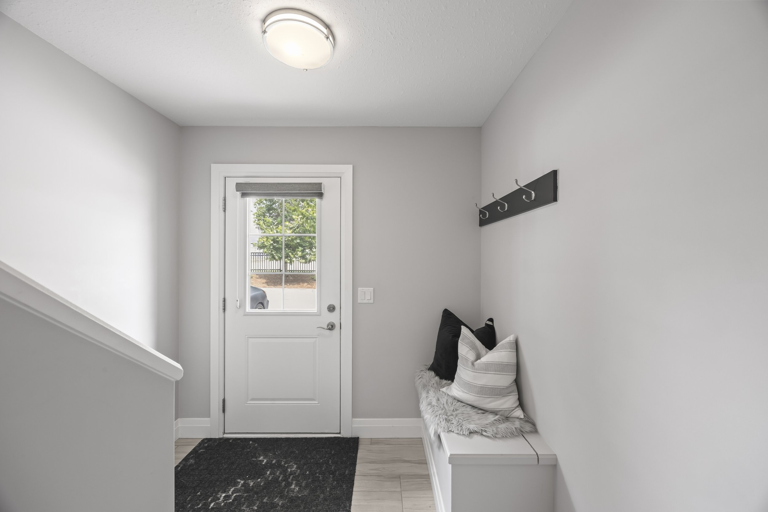 18-3025 Singleton Ave -07.JPG