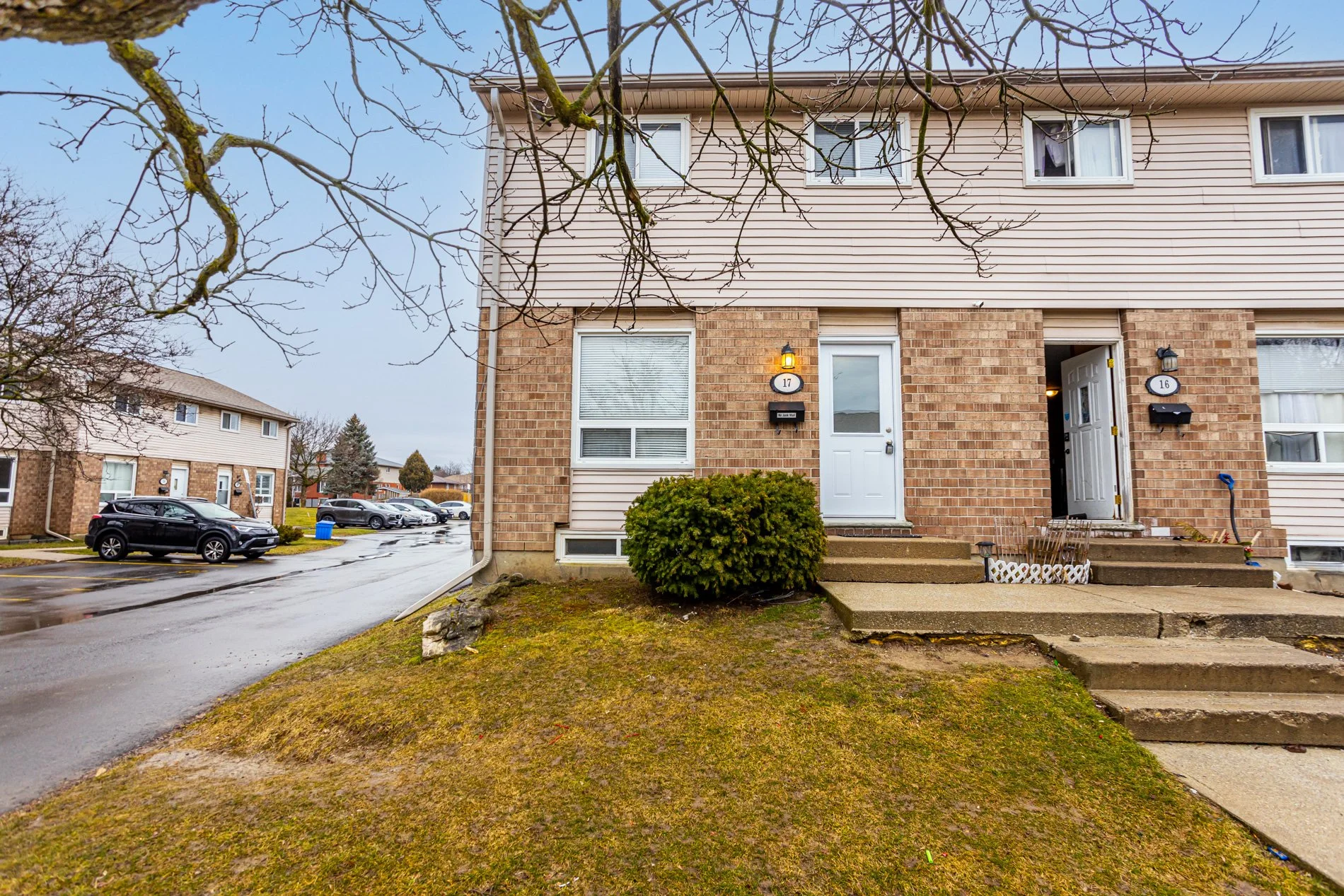 17-311 Vesta Rd-2.jpg