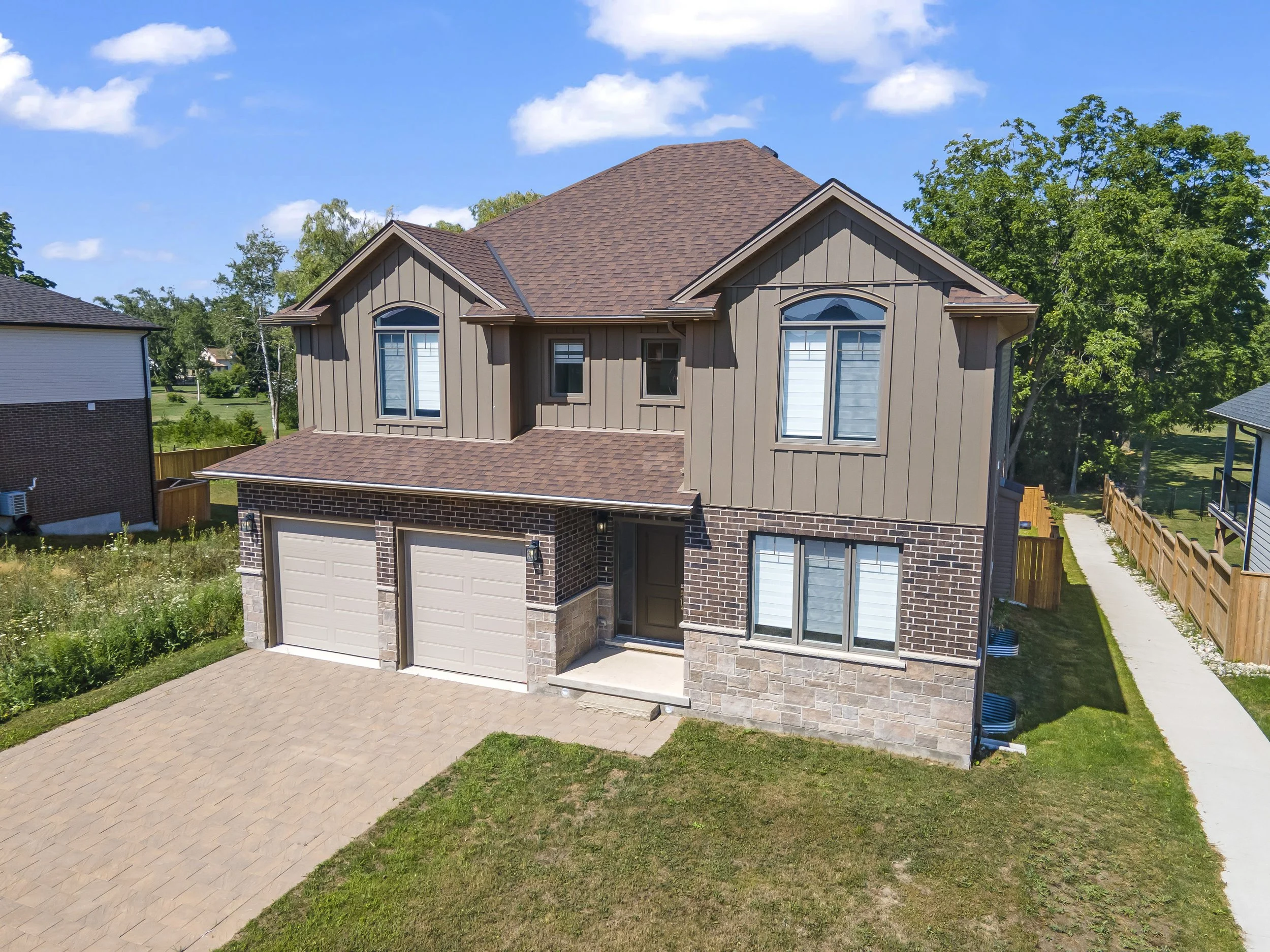 74 Royal Cres -43.JPG