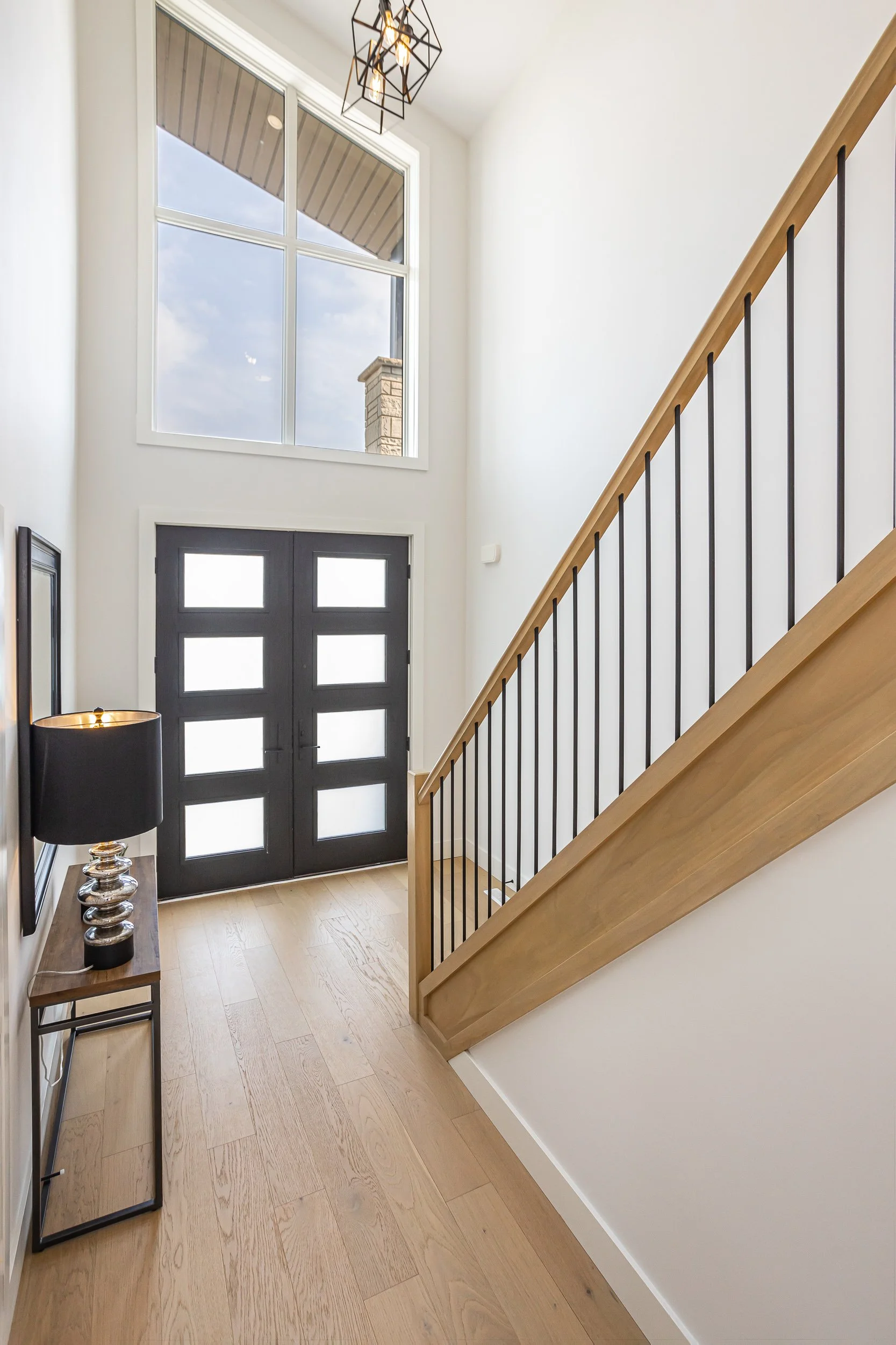 157 Crestview Dr-7.jpg