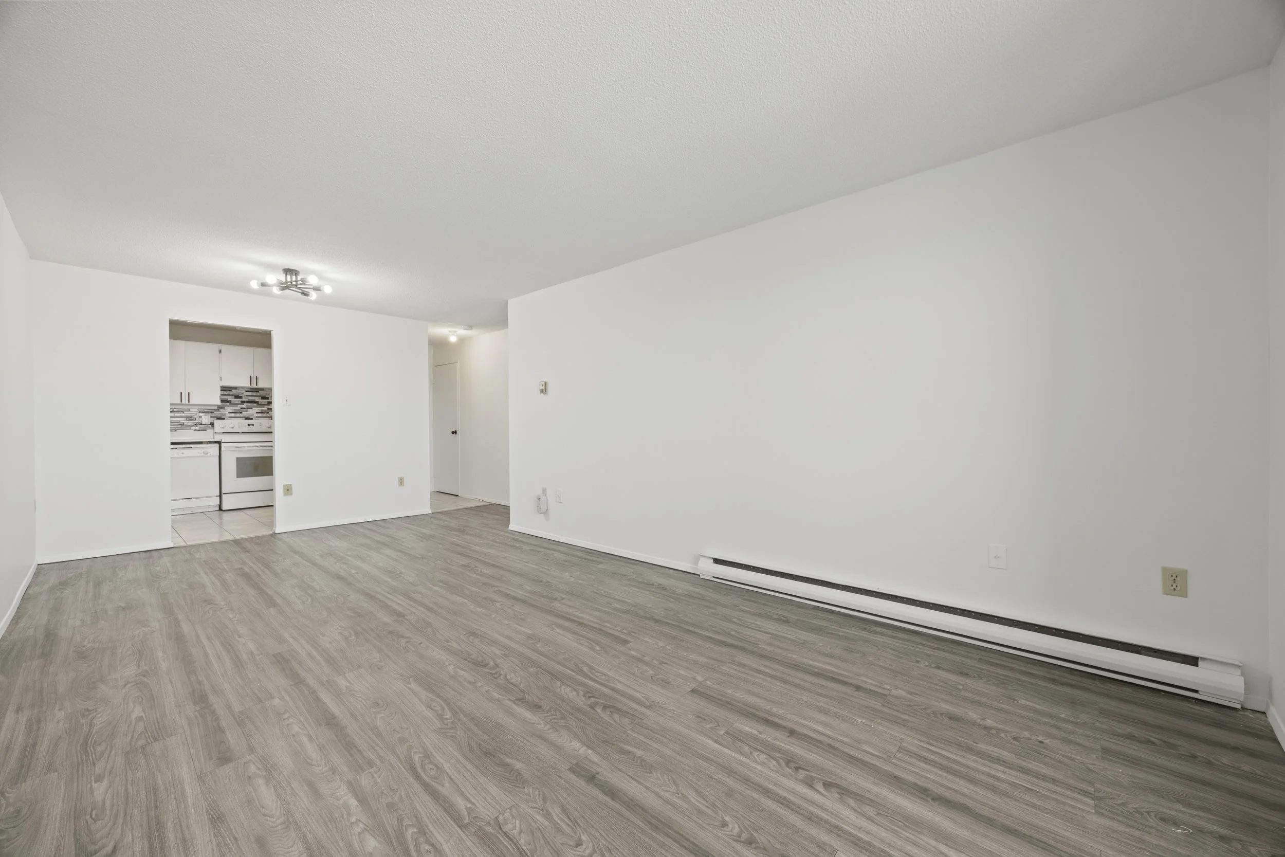 504-1104 Jalna Blvd -22.JPG