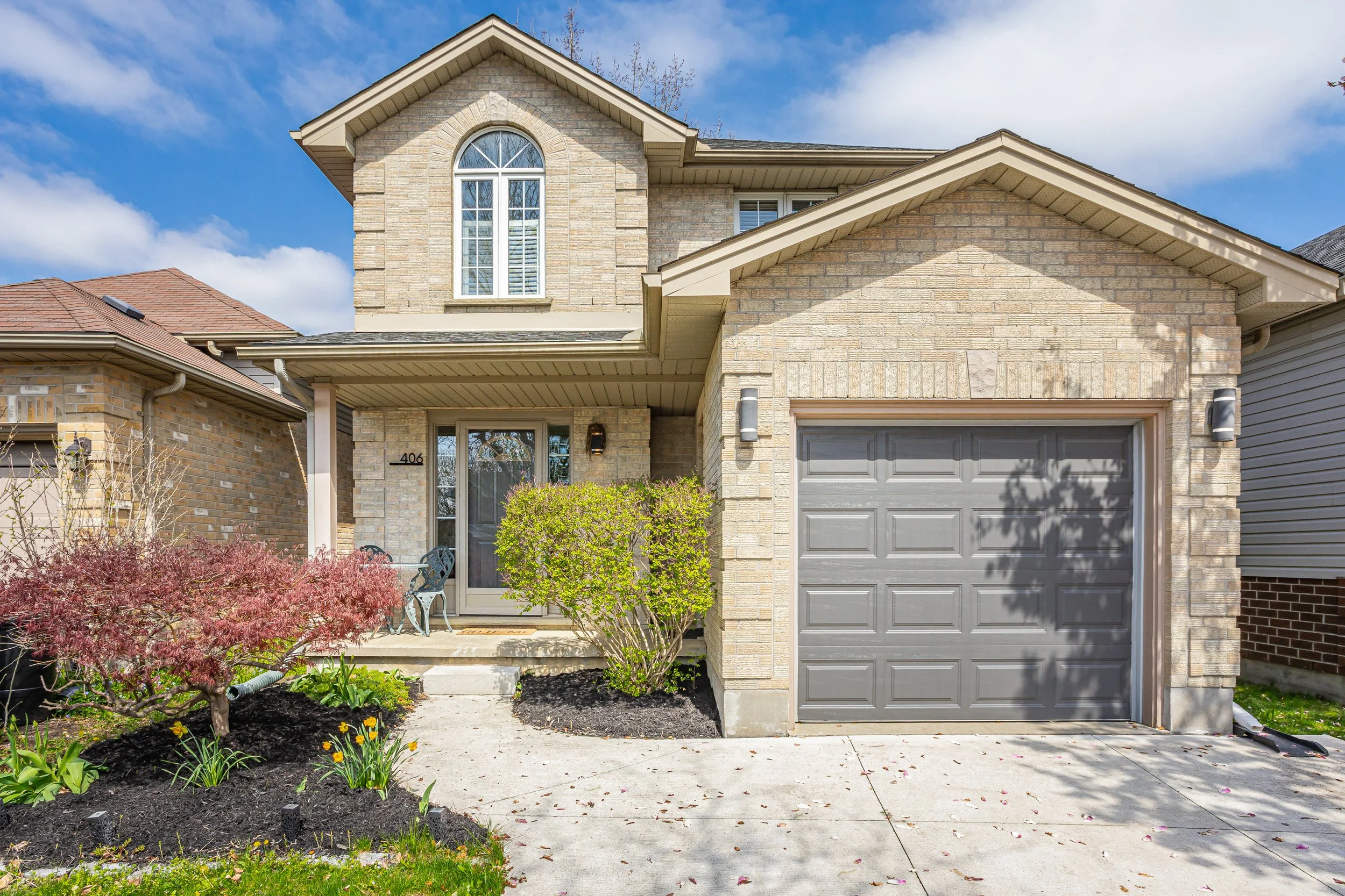 406 Brookhaven Pl-1.jpg