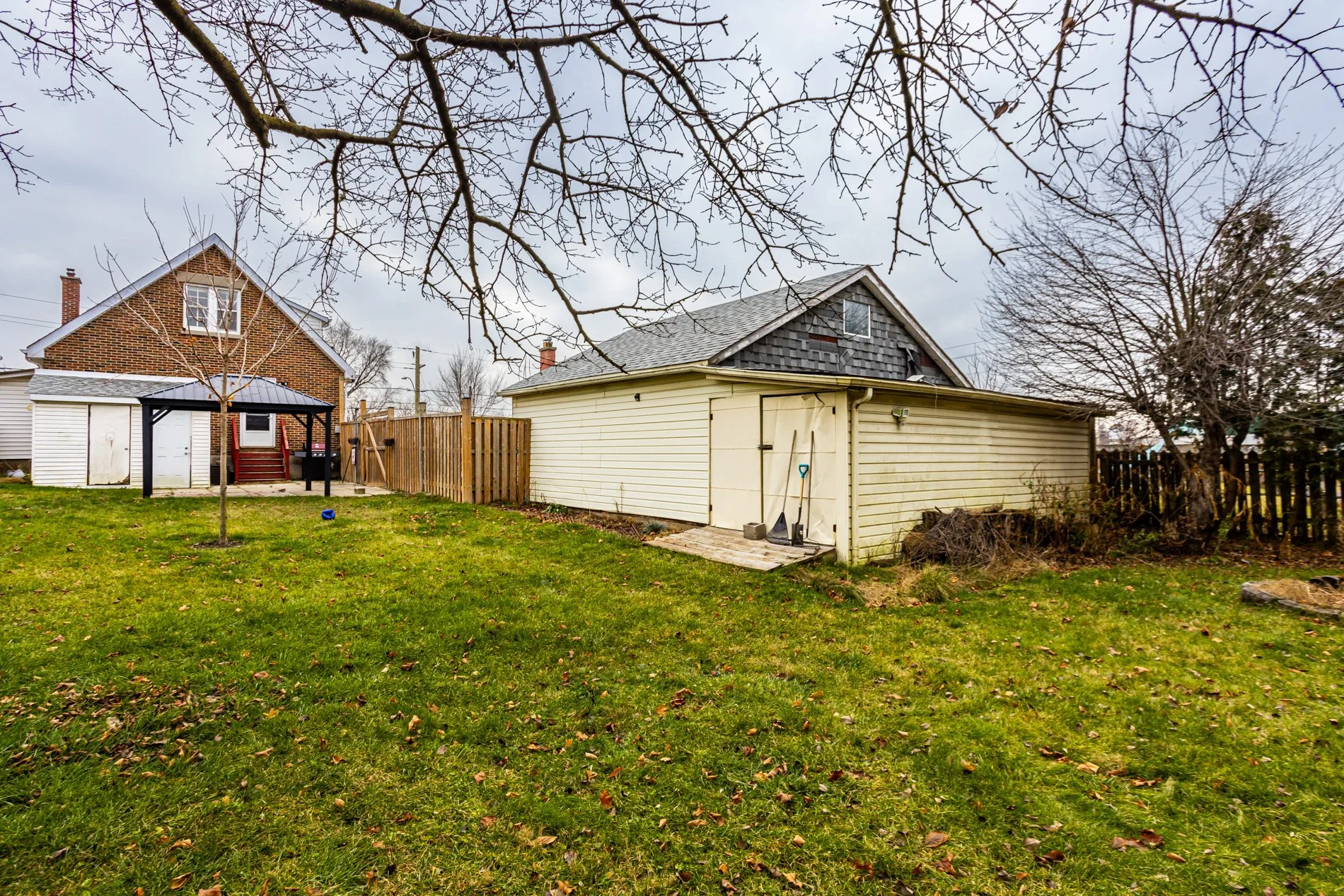 992 Hamilton Rd-41.jpg