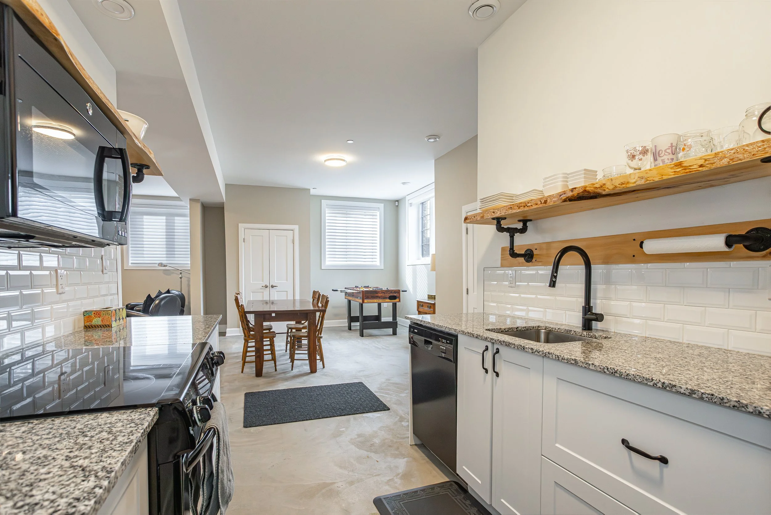 2-159 Windermere Rd-73.jpg