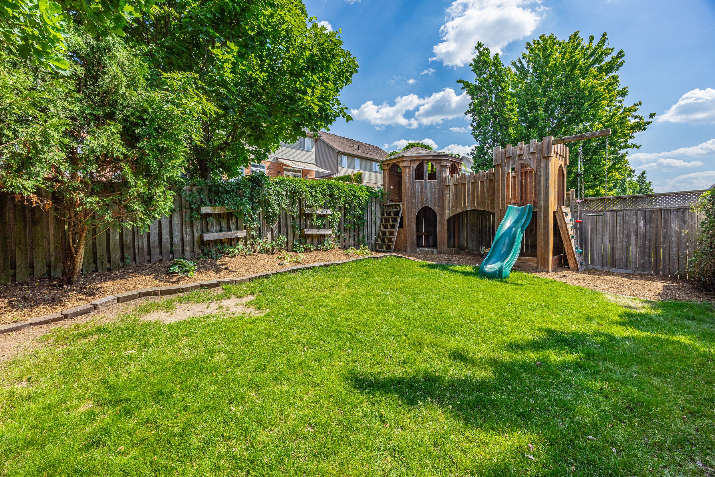 1204 Meadowvale Dr -43.jpg