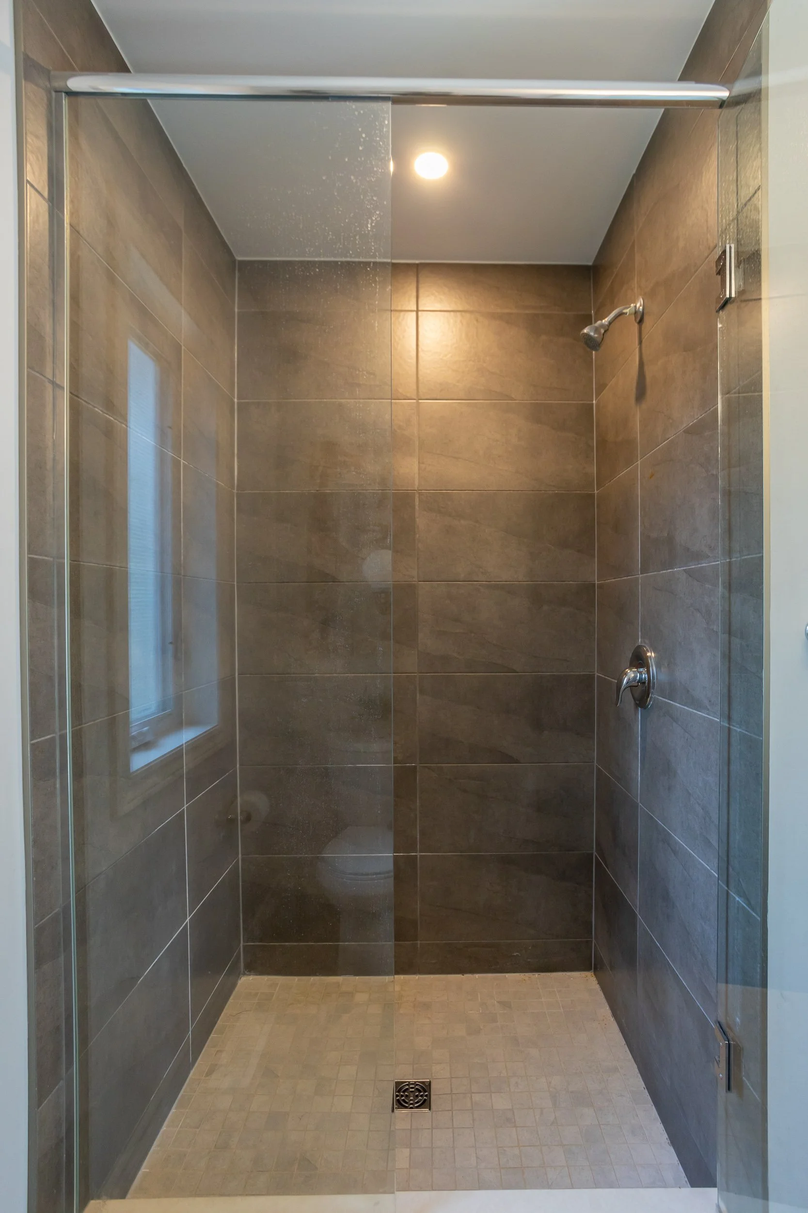 1675 Valhalla St-36.jpg