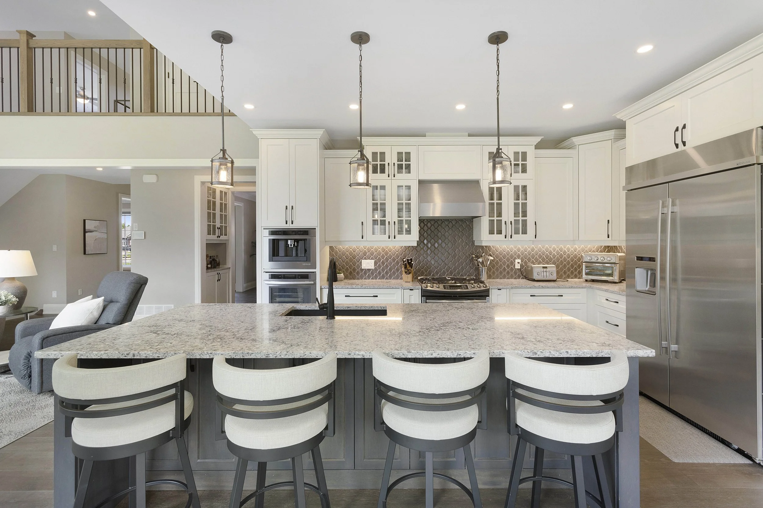 18-7091 Clayton Walk -15.jpg