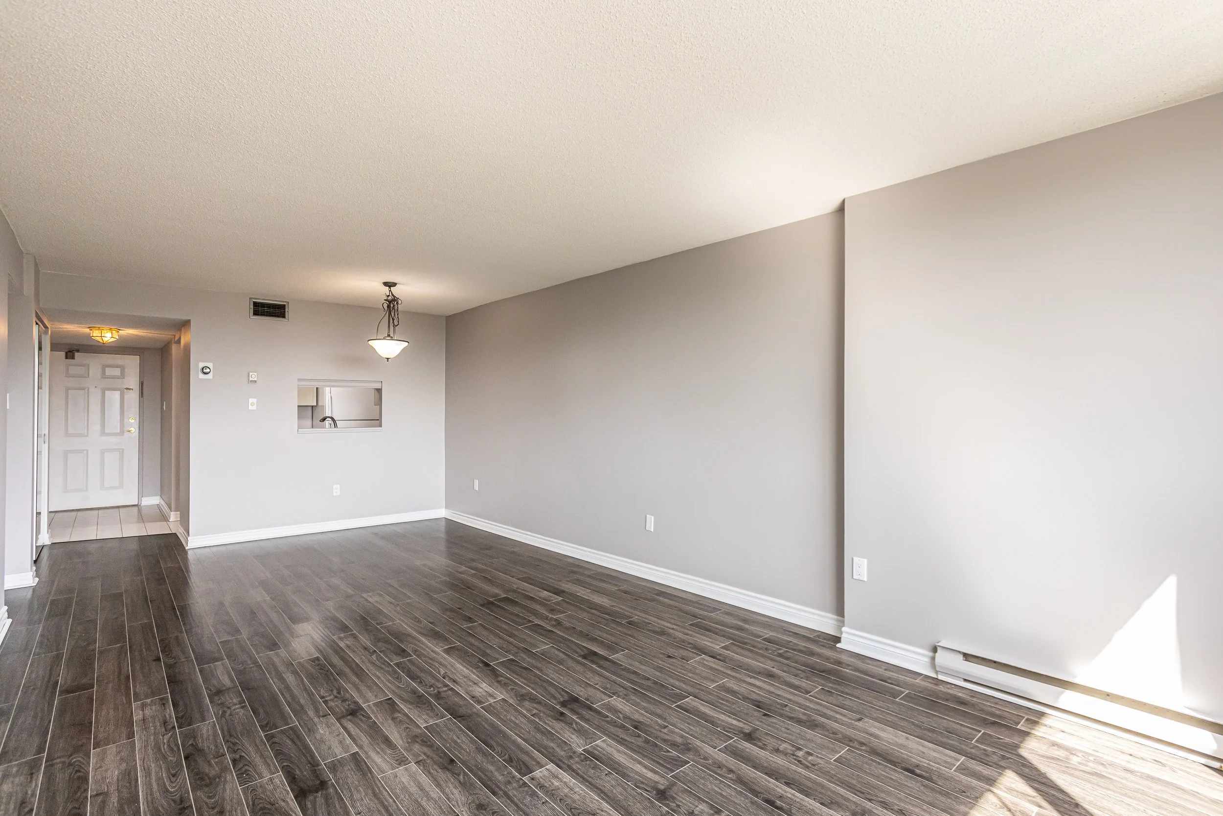 806-1510 Richmond St-12.jpg