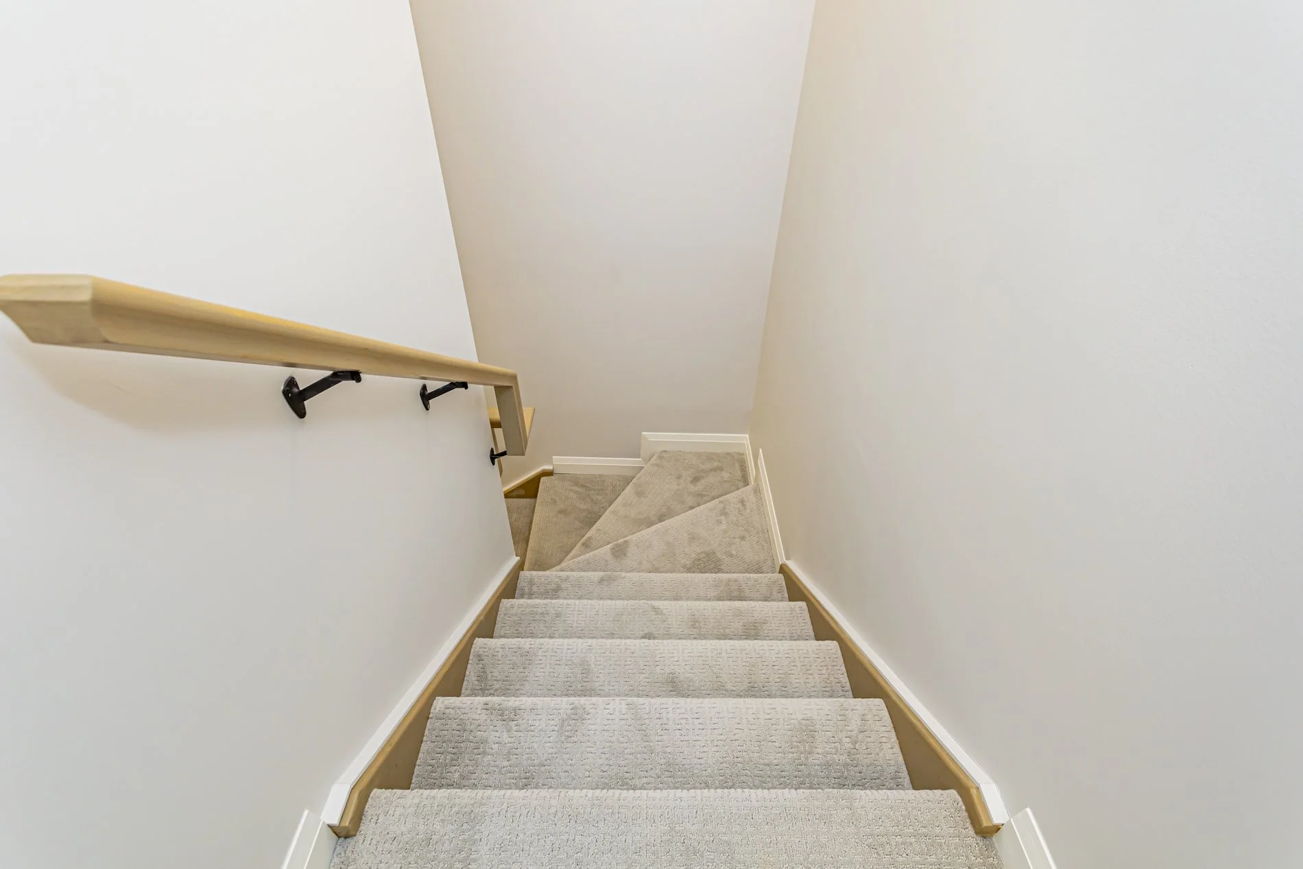 25-93 Stonefield Ln_28.JPG