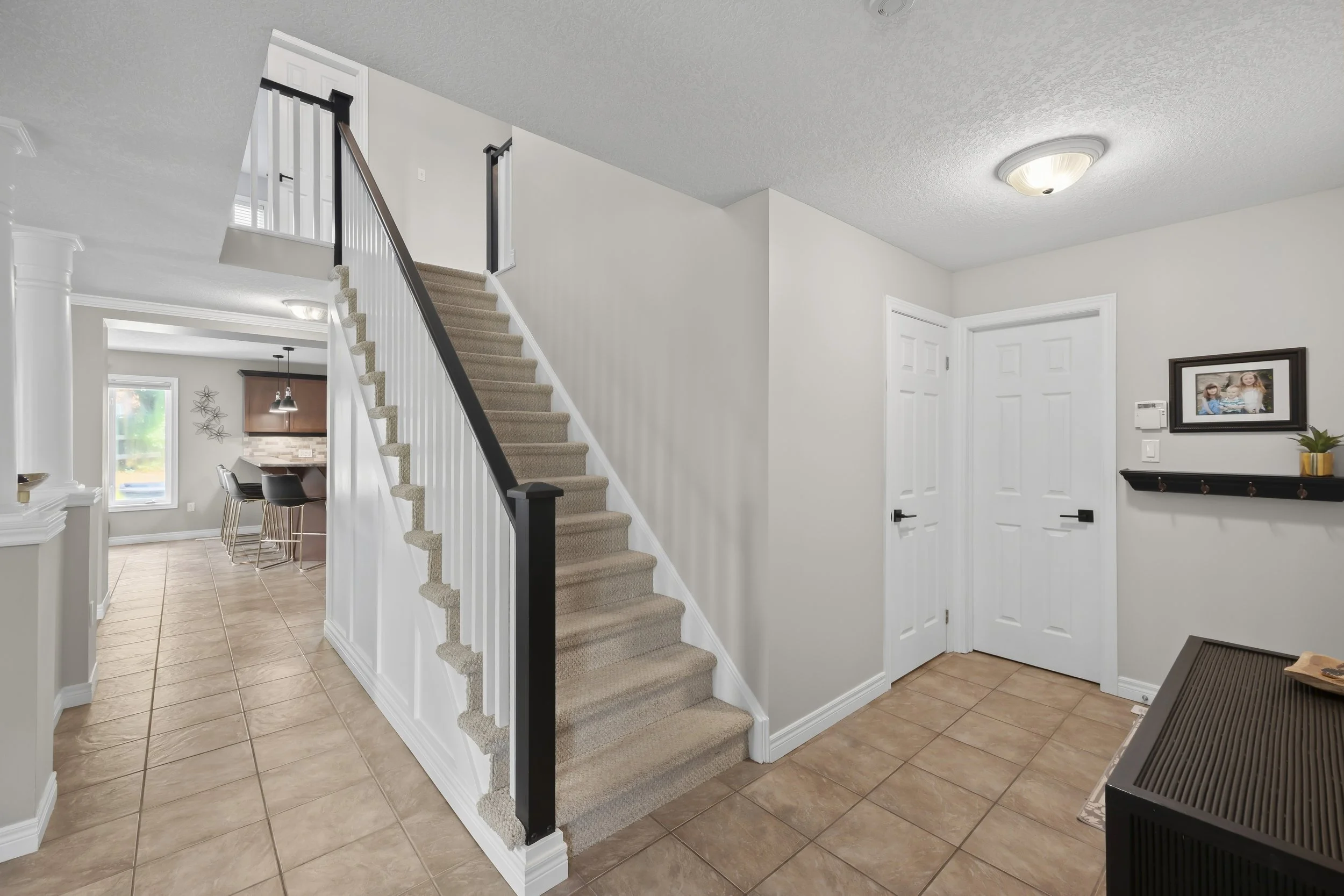 1204 Meadowvale Dr -07.JPG