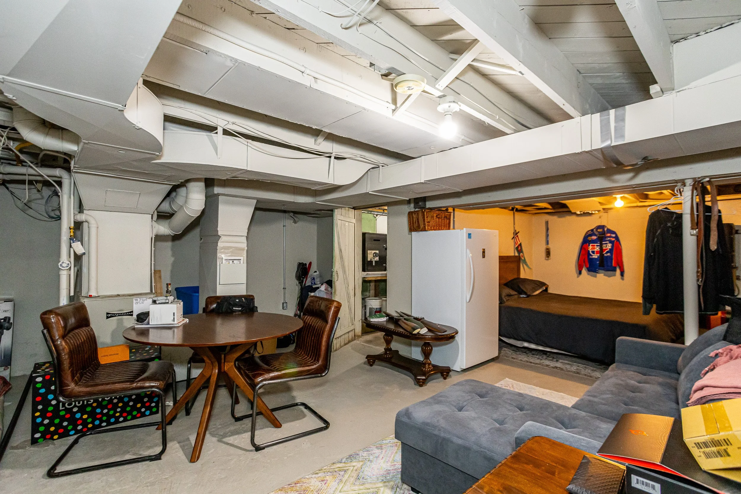 821 Colborne St-31.jpg