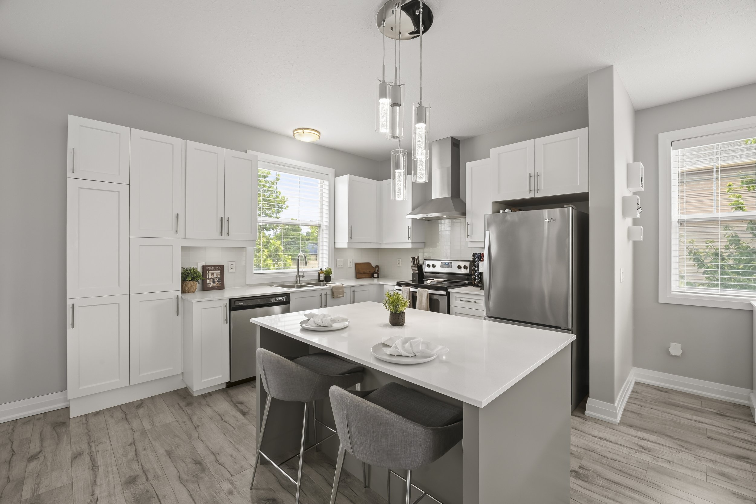 18-3025 Singleton Ave -17.JPG