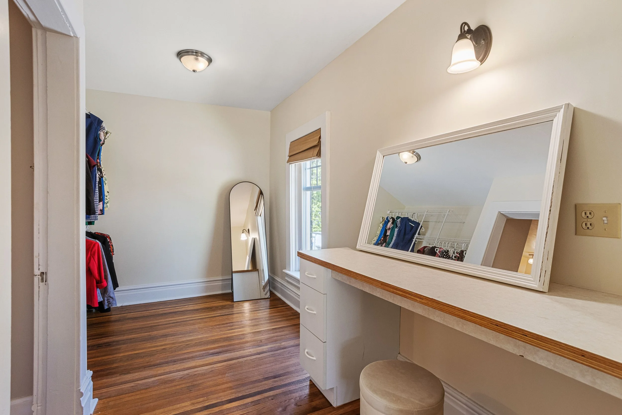 181 Parkhill Main St -22.jpg