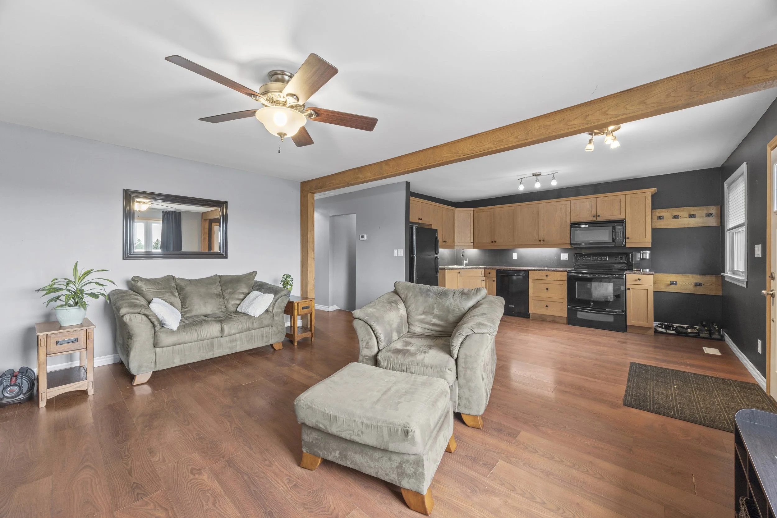 258 Upper Queen St -16.JPG