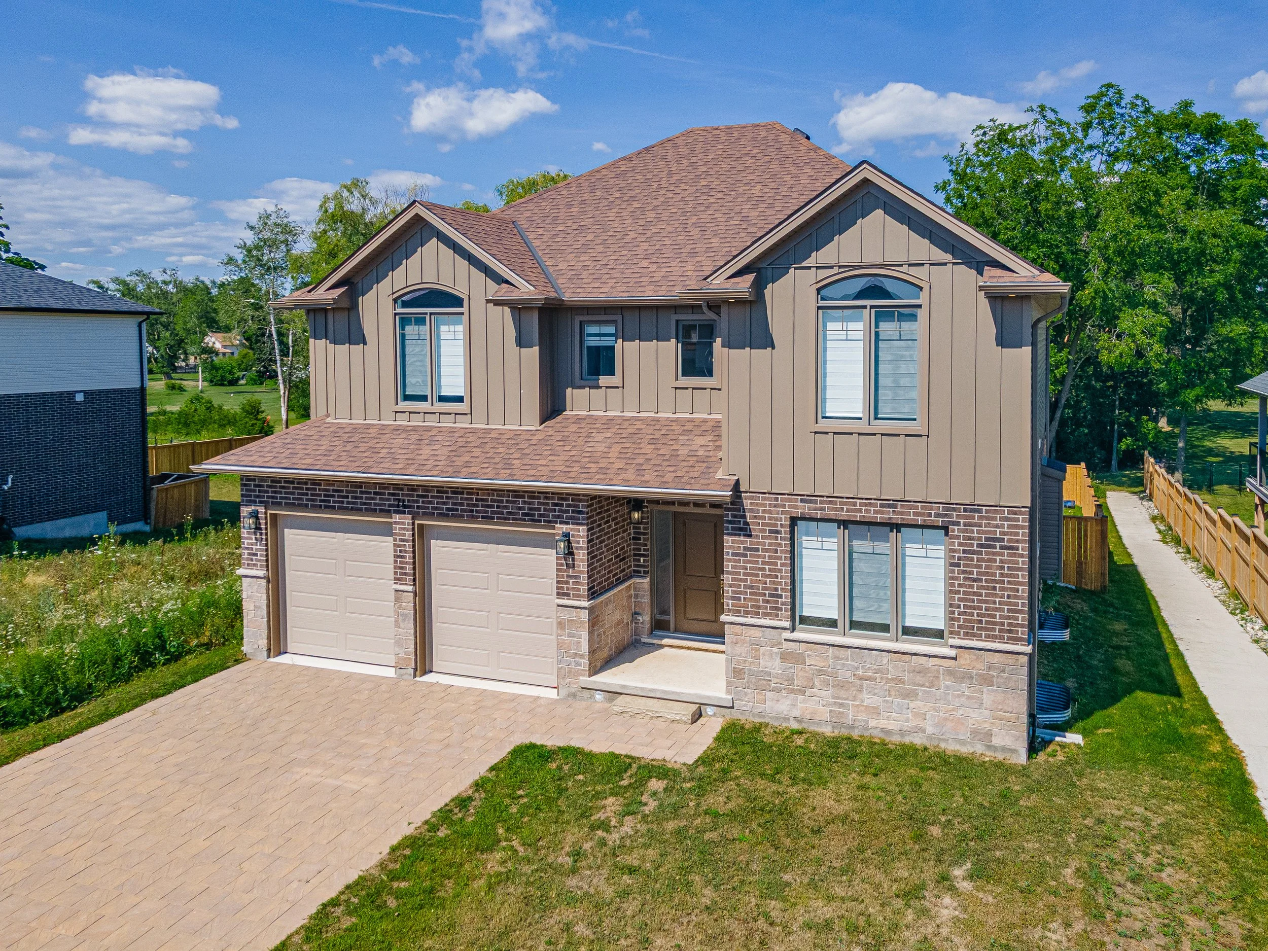 74 Royal Cres -55.jpg