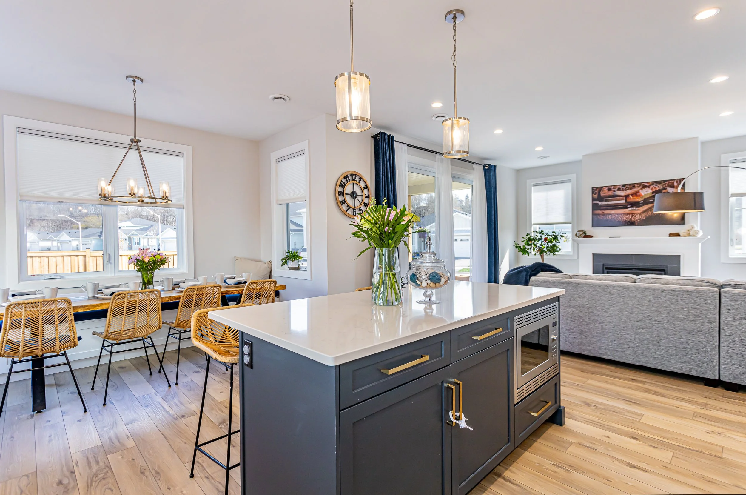 420 Breakwater Blvd-10.jpg