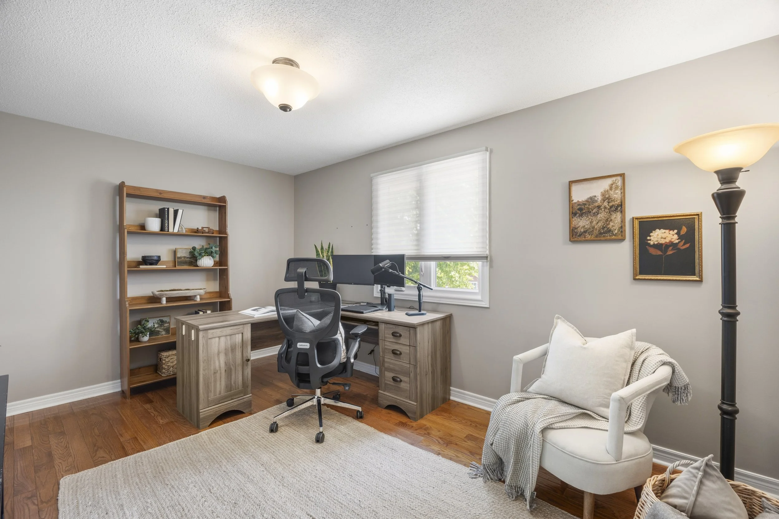 245 Ensign Cres -33.JPG