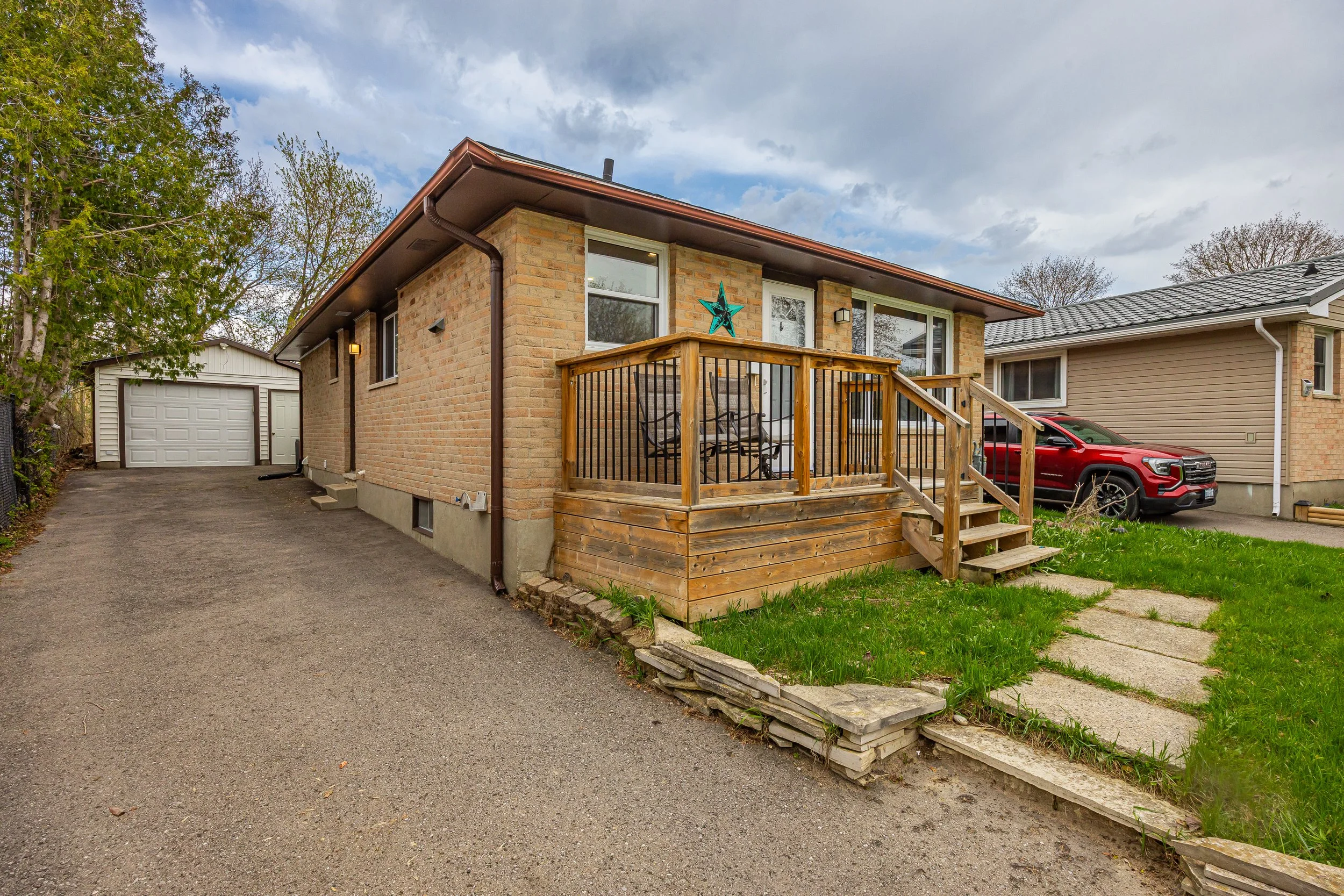 20 Gatewood Cres -05.jpg