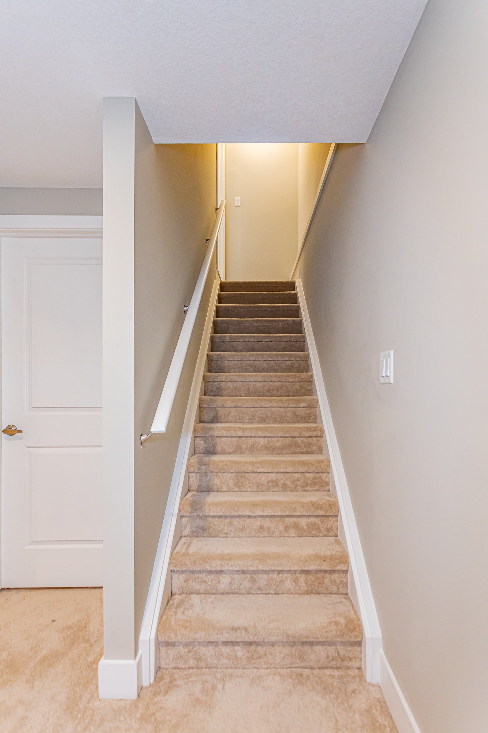 669 Chelton Rd-29.jpg